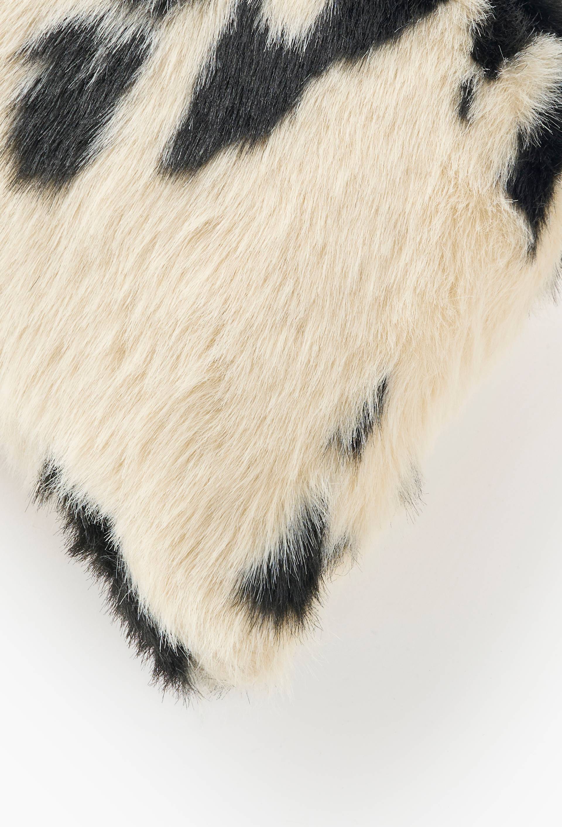Coussin fausse peau de vache, 30x50 cm, Ecru, large image number 2.0