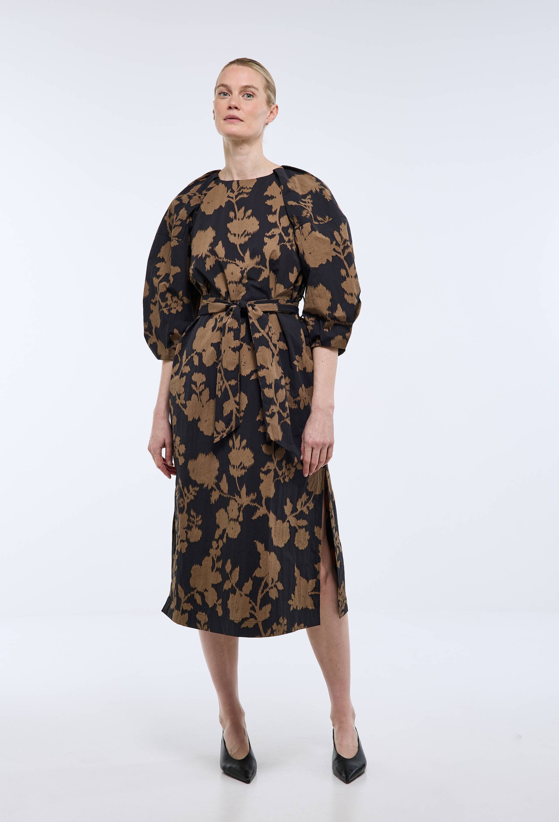 Robe midi manches bouffantes imprim&eacute;e, Noir, large image number 1.0