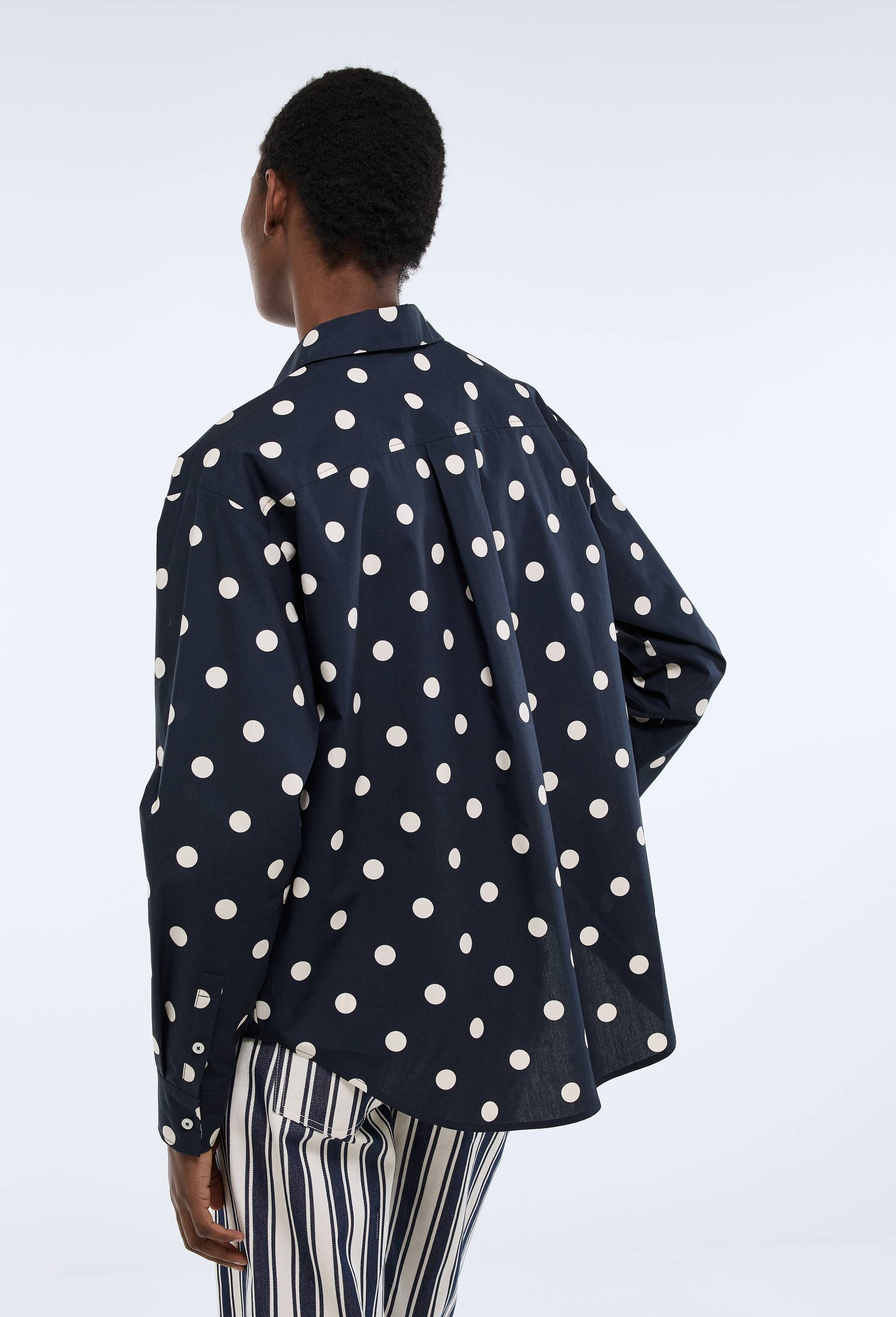 Chemise manches longues &agrave; pois en coton BIO GOTS, Bleu fonc&eacute;, large image number 2.0