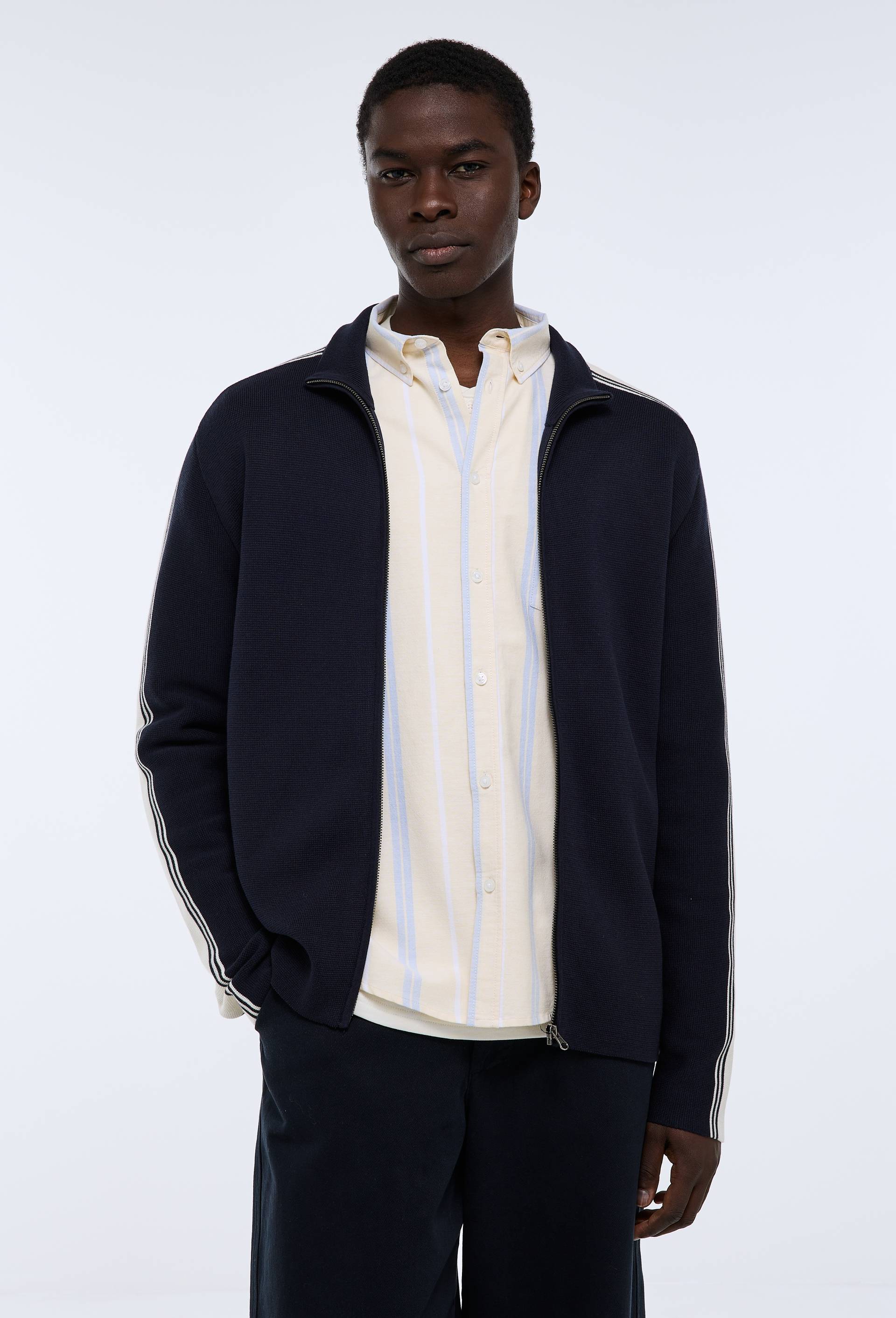 Gilet zipp&eacute; en coton, Bleu fonc&eacute;, large image number 1