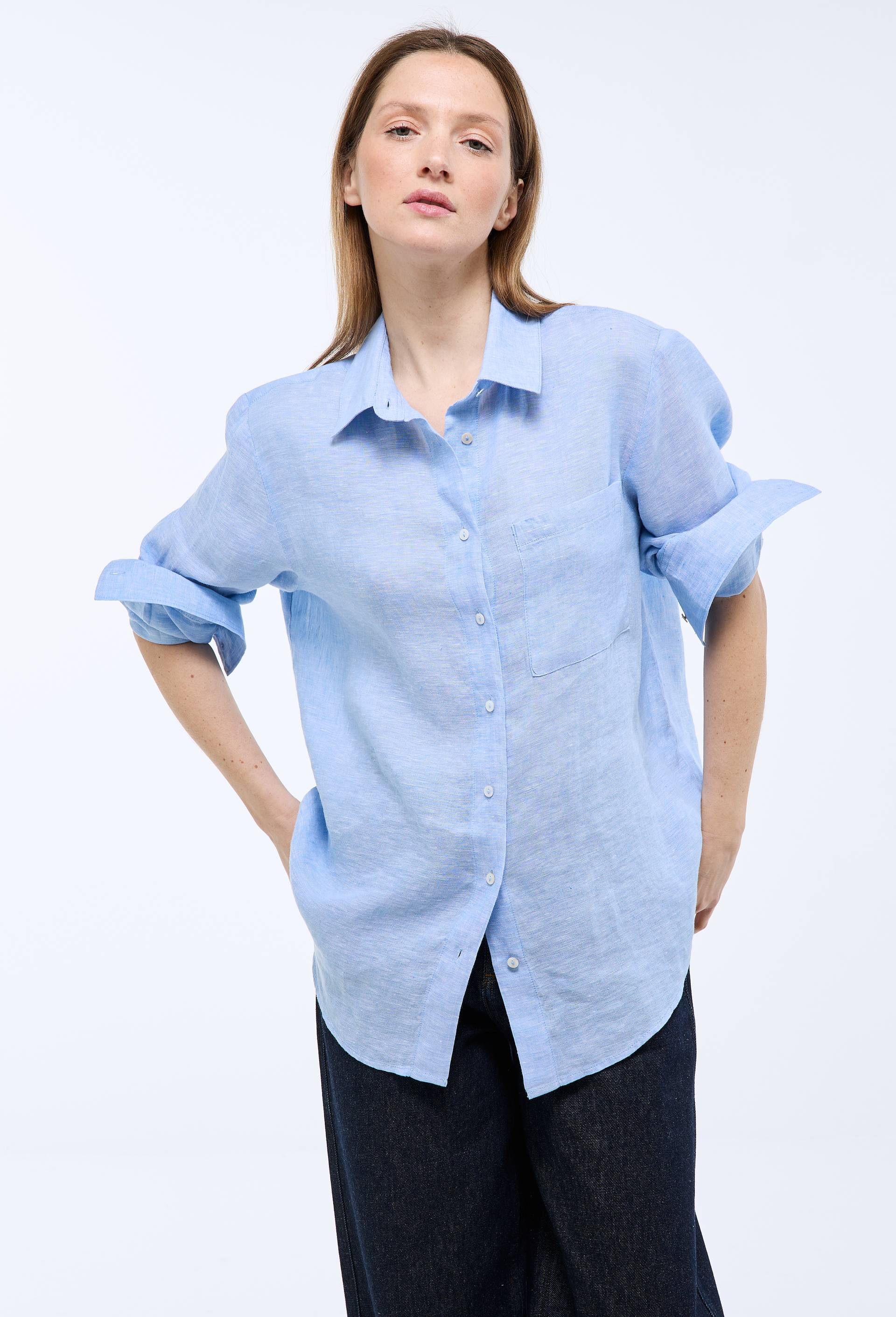 Chemise manches longues unie en lin, Bleu clair, swatch image