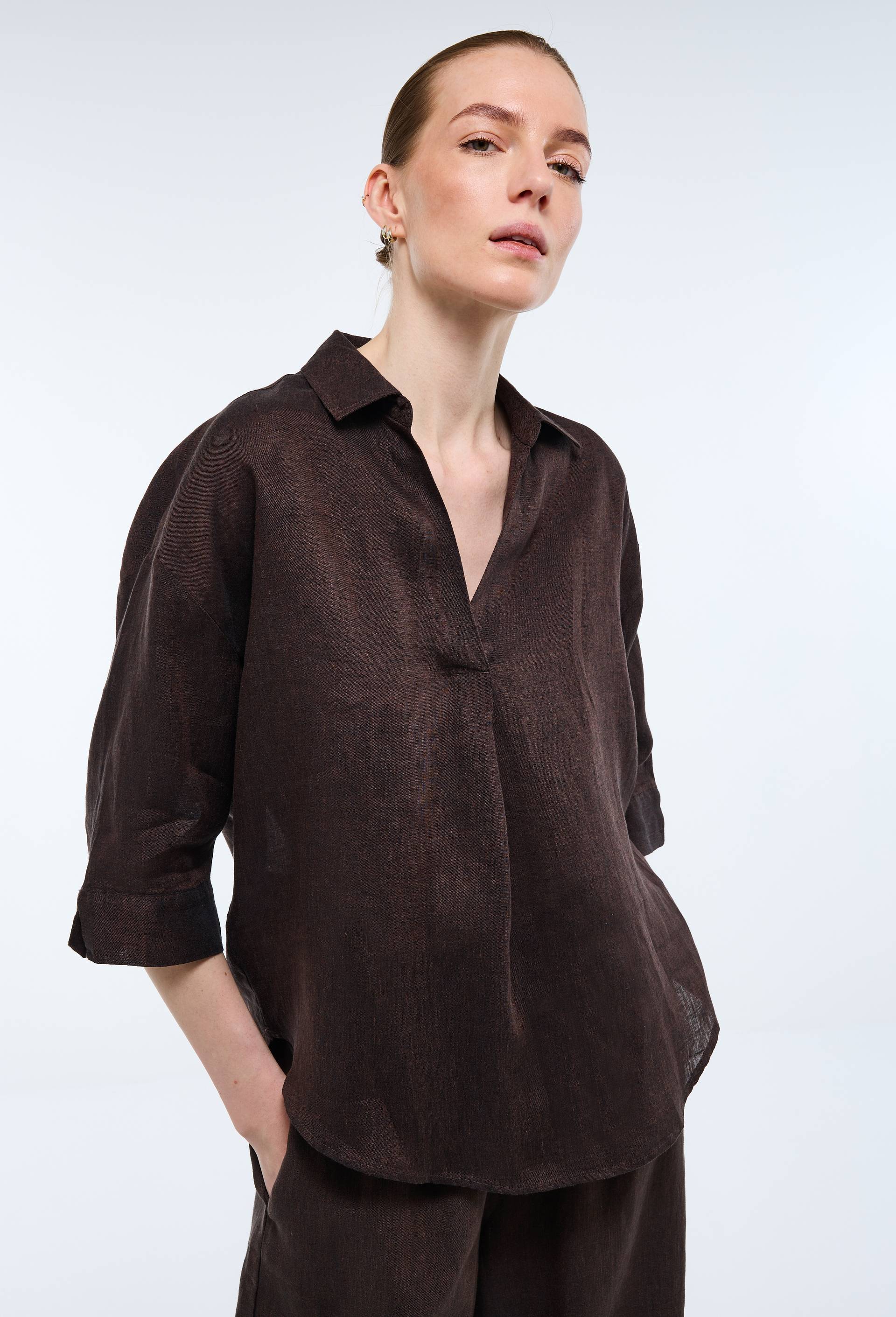 Blouse manches trois quarts unie en lin, Brun fonc&eacute;, large image number 0