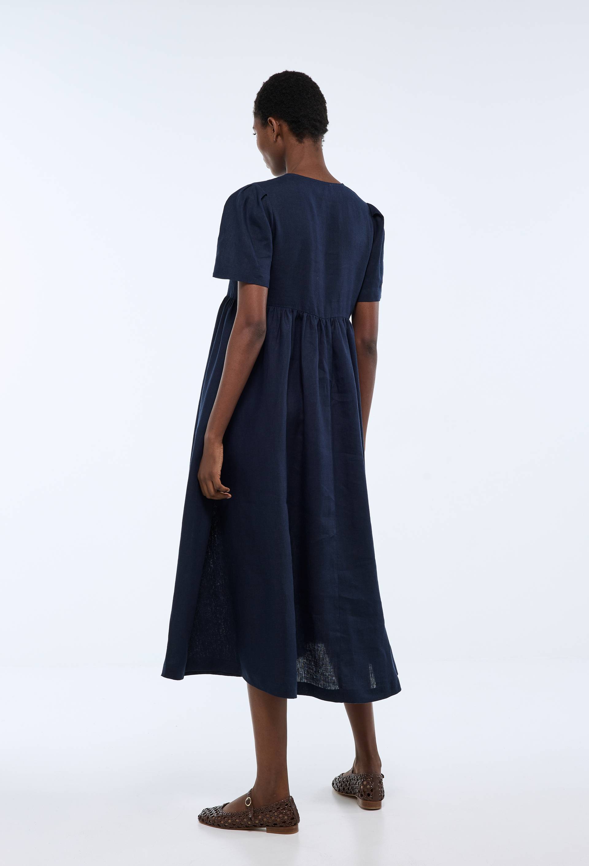 Robe midi ample unie en lin, Bleu fonc&eacute;, large image number 1.0