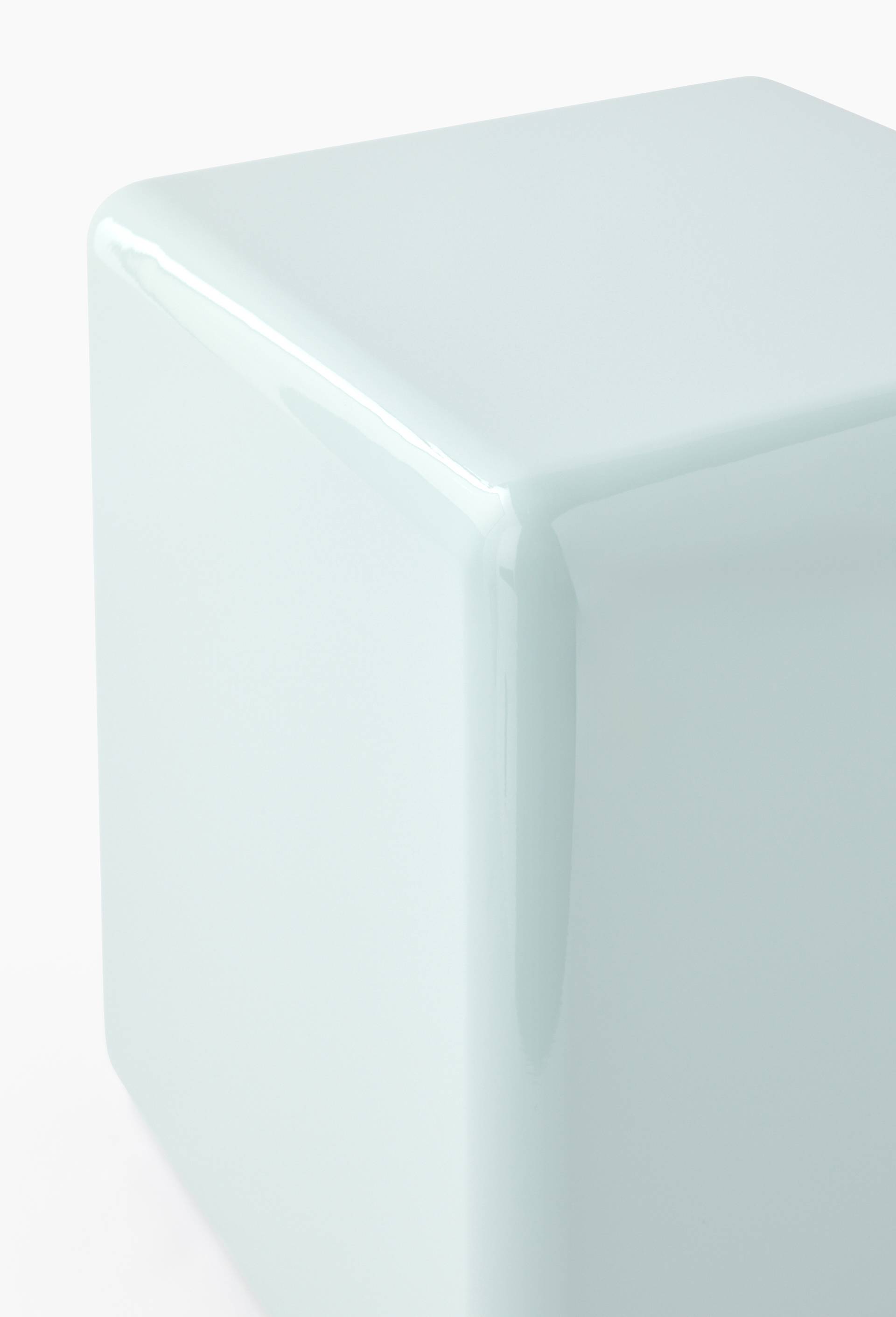 Bout de canap&eacute; cube, 35xH40cm, en MDF, Vert clair, large image number 1.0