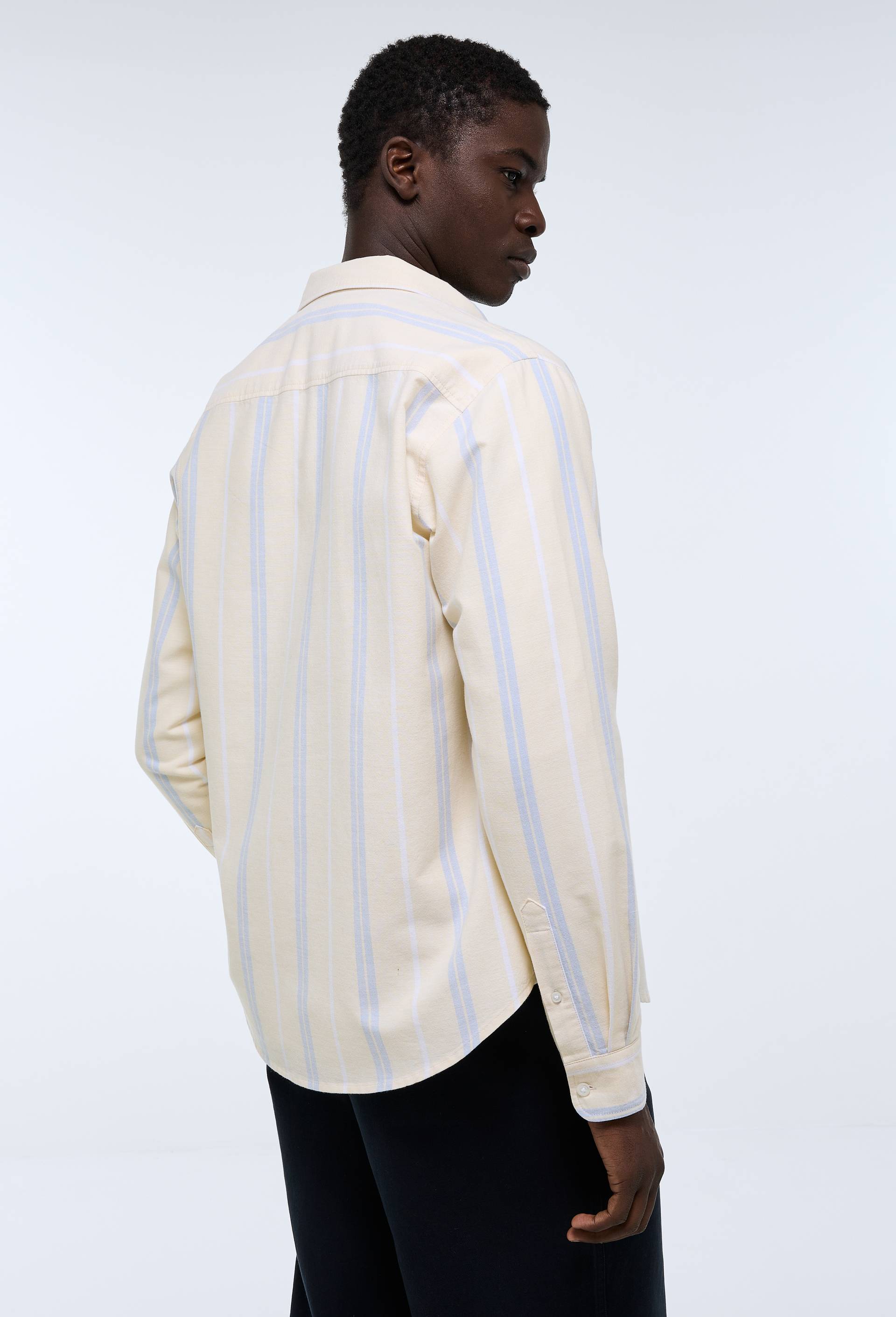 Chemise oxford ray&eacute;e en coton bio GOTS, Jaune clair, large image number 1
