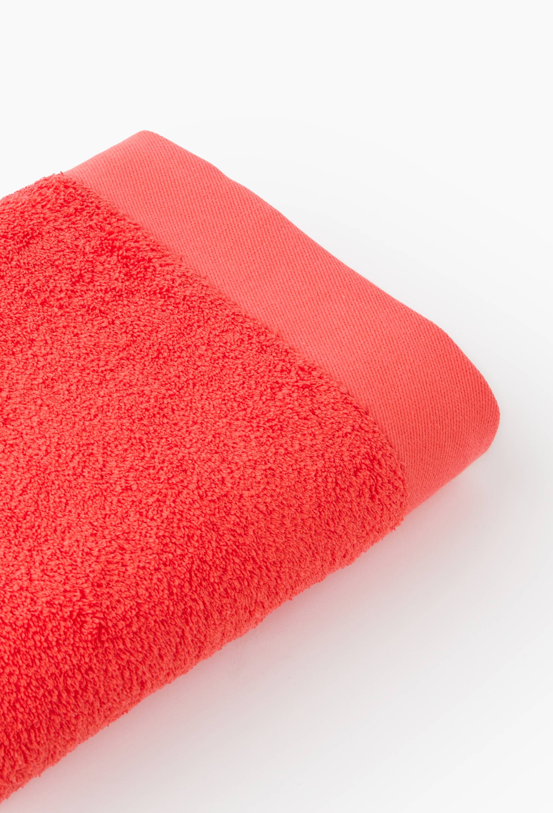 Serviette de bain unie, en coton BIO GOTS, Rouge, large image number 1