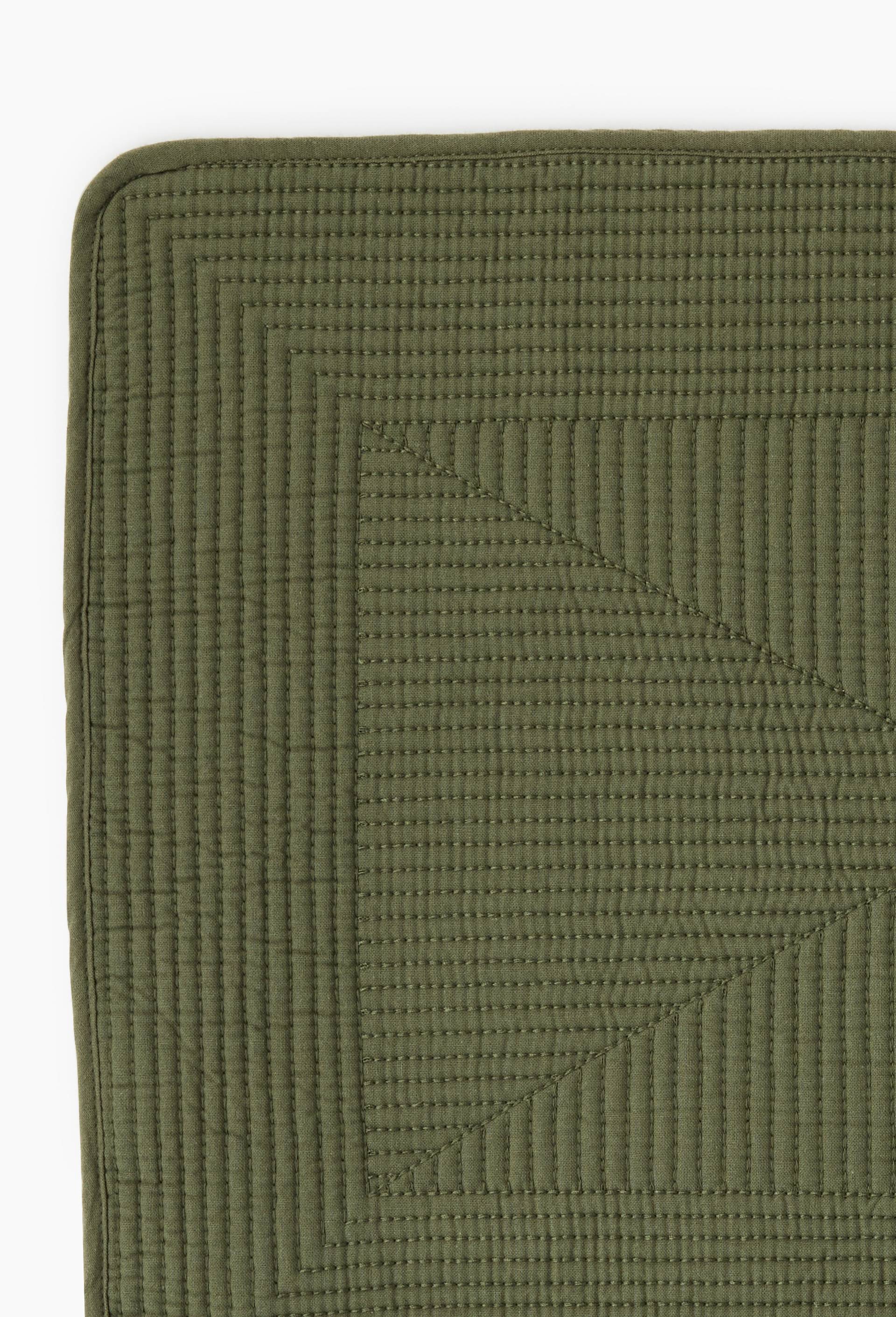 Set de table matelass&eacute; uni,  35x50cm, en coton, Vert fonc&eacute;, large image number 1.0