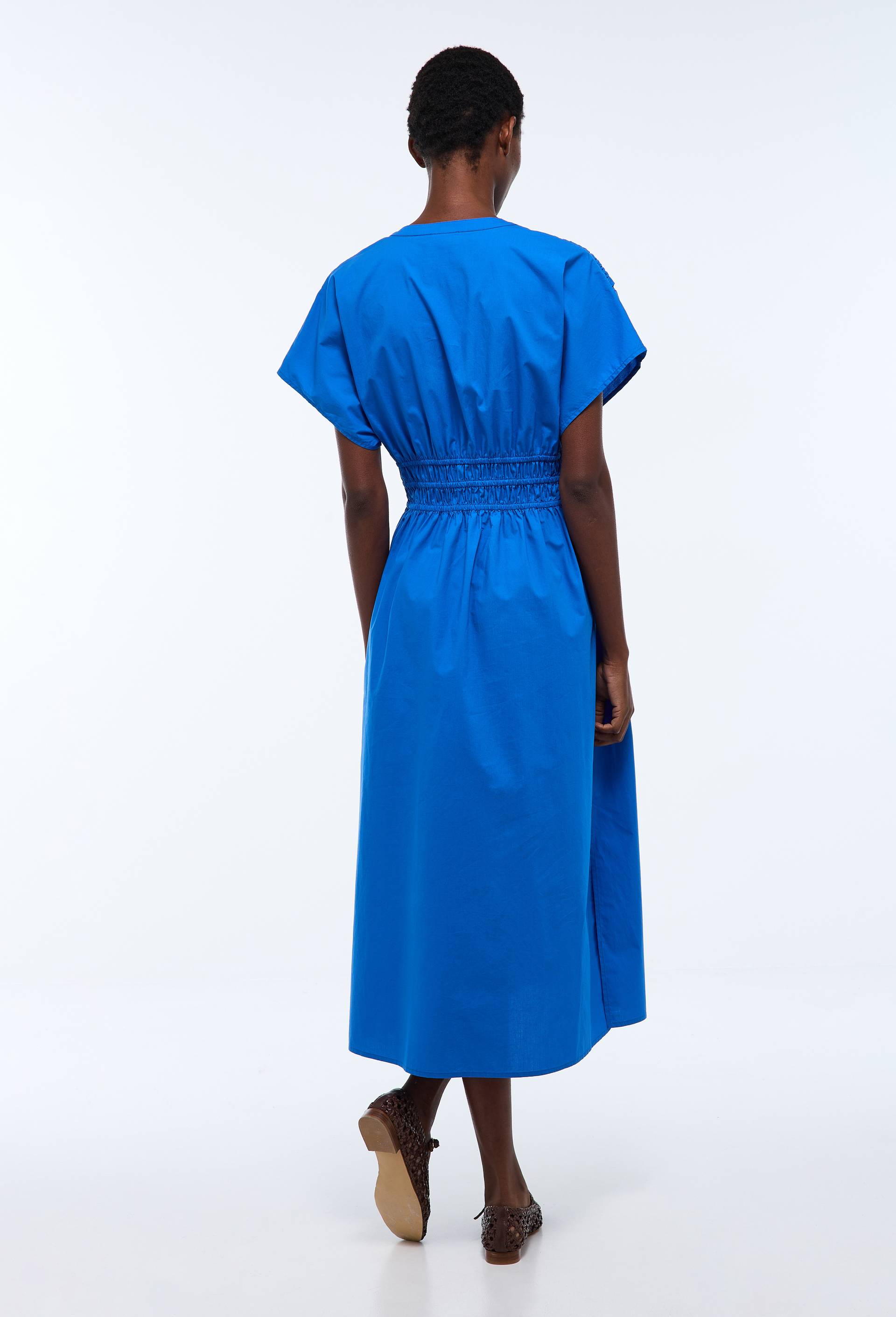 Robe midi cintr&eacute;e unie en popeline de coton, Bleu, large image number 3.0