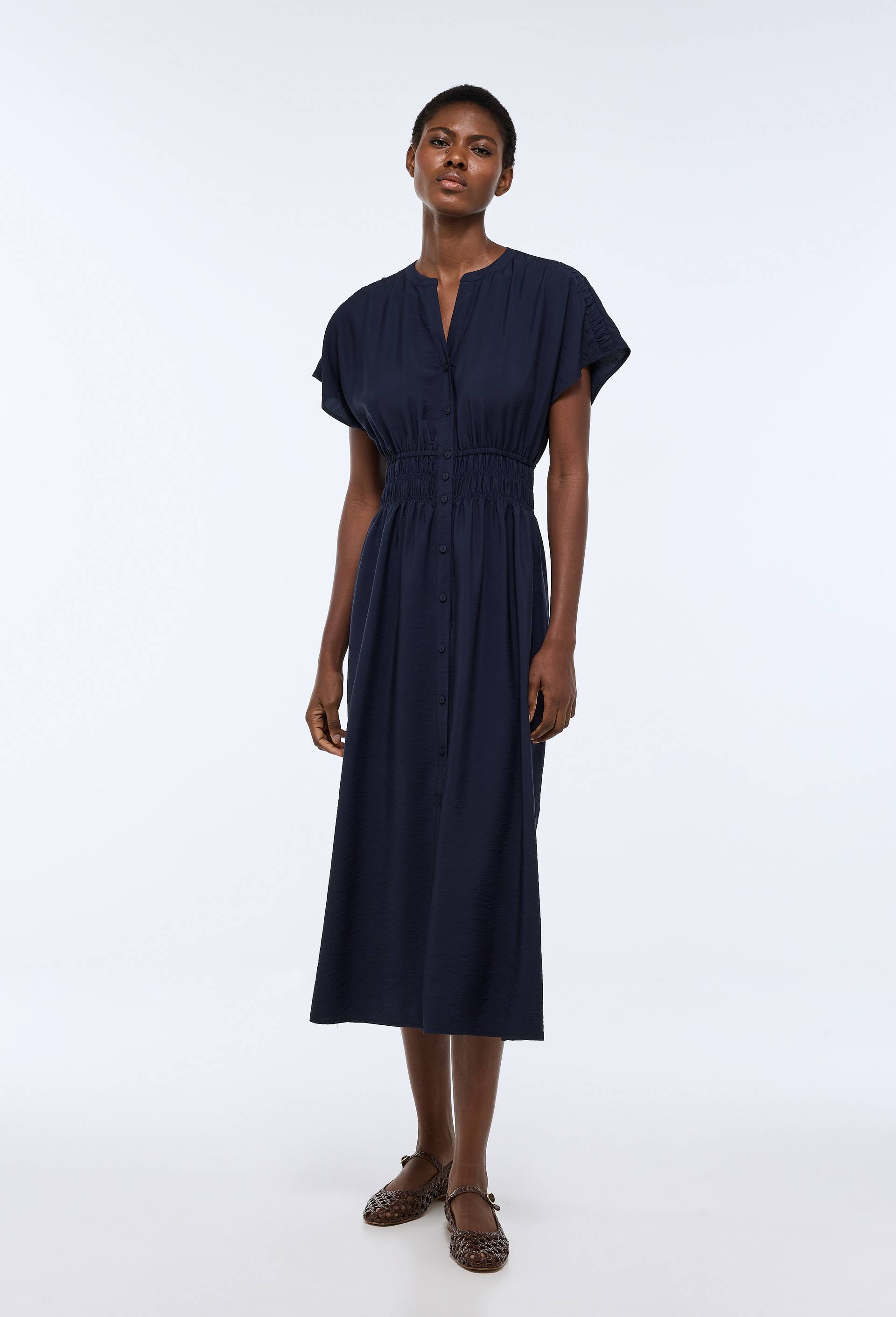 Robe midi cintr&eacute;e unie, Bleu fonc&eacute;, swatch image