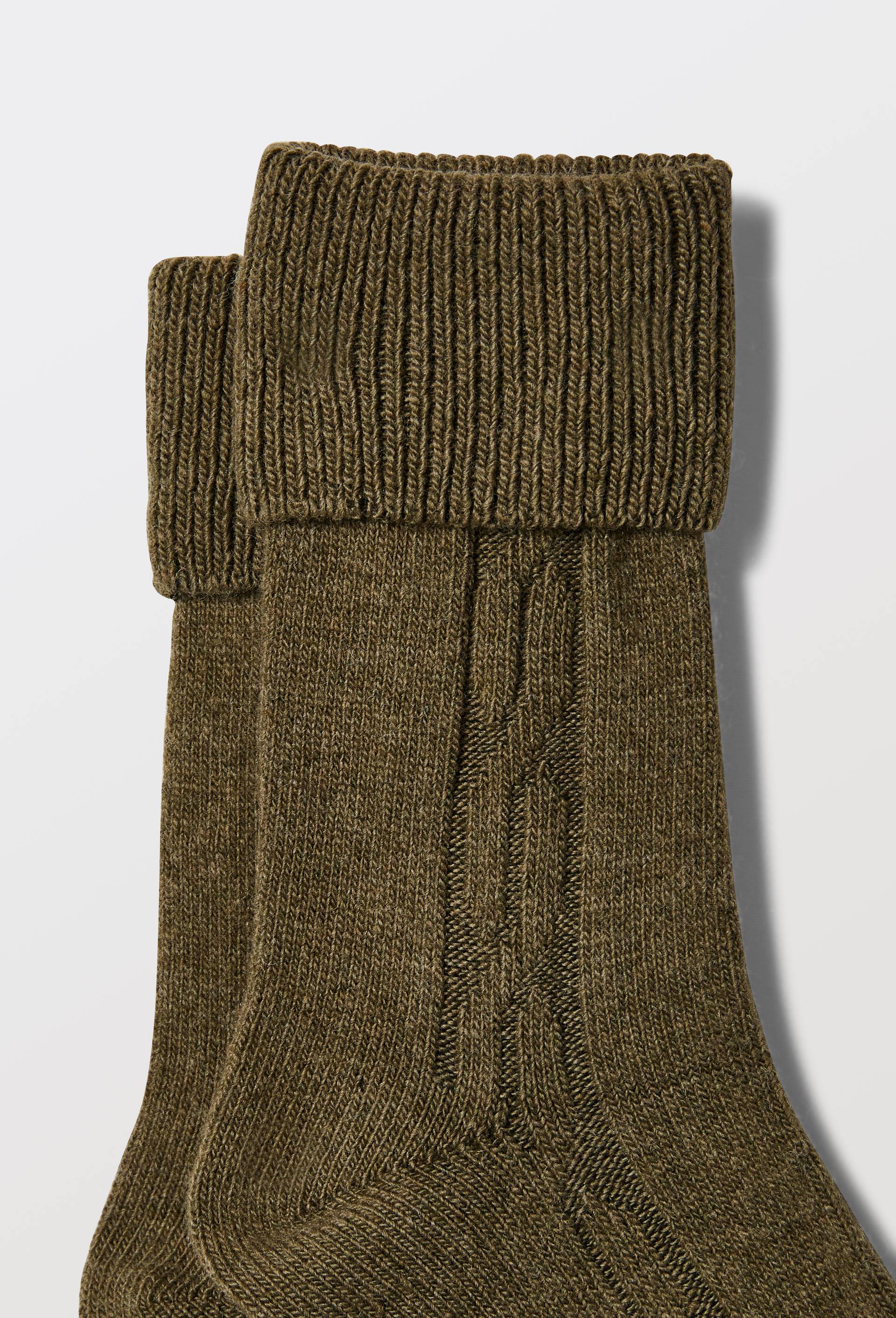 Paire de chaussettes torsad&eacute;es en laine et cachemire Le Bourget, Vert fonc&eacute;, large image number 2.0
