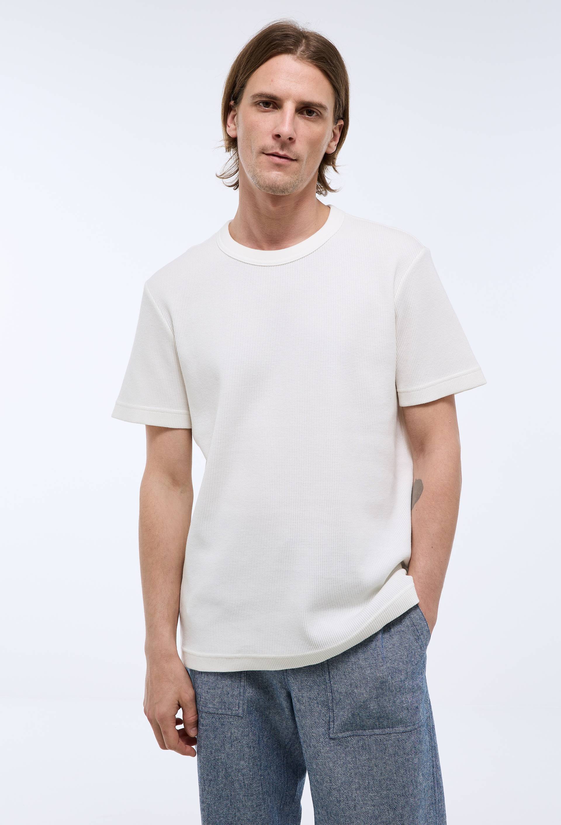 T-shirt col rond manches courtes gaufr&eacute; en coton bio GOTS, Ecru, large image number 0.0