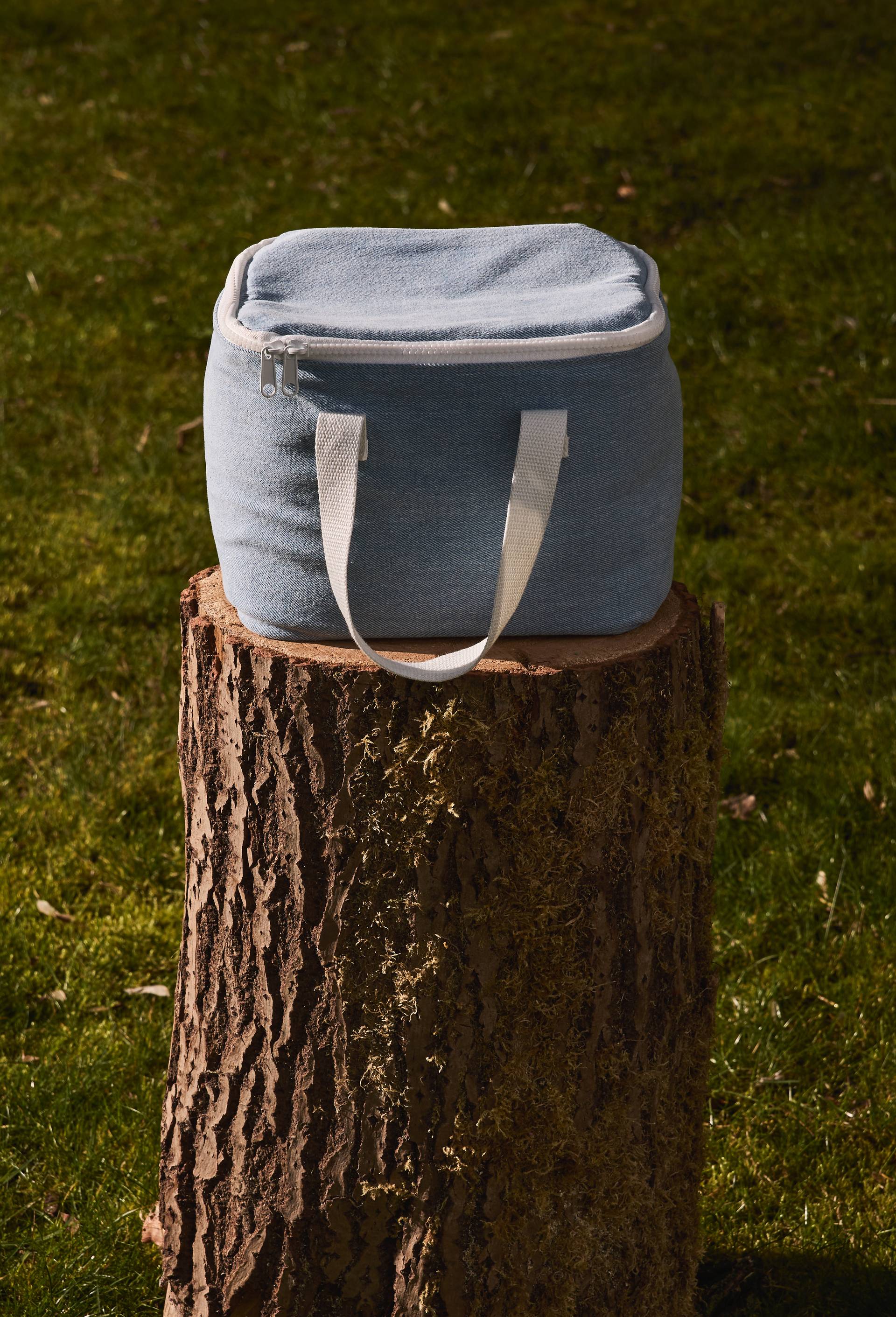 Sac d&eacute;jeuner isotherme 7L,23*16/19,3cm, en coton, Bleu, large image number 0