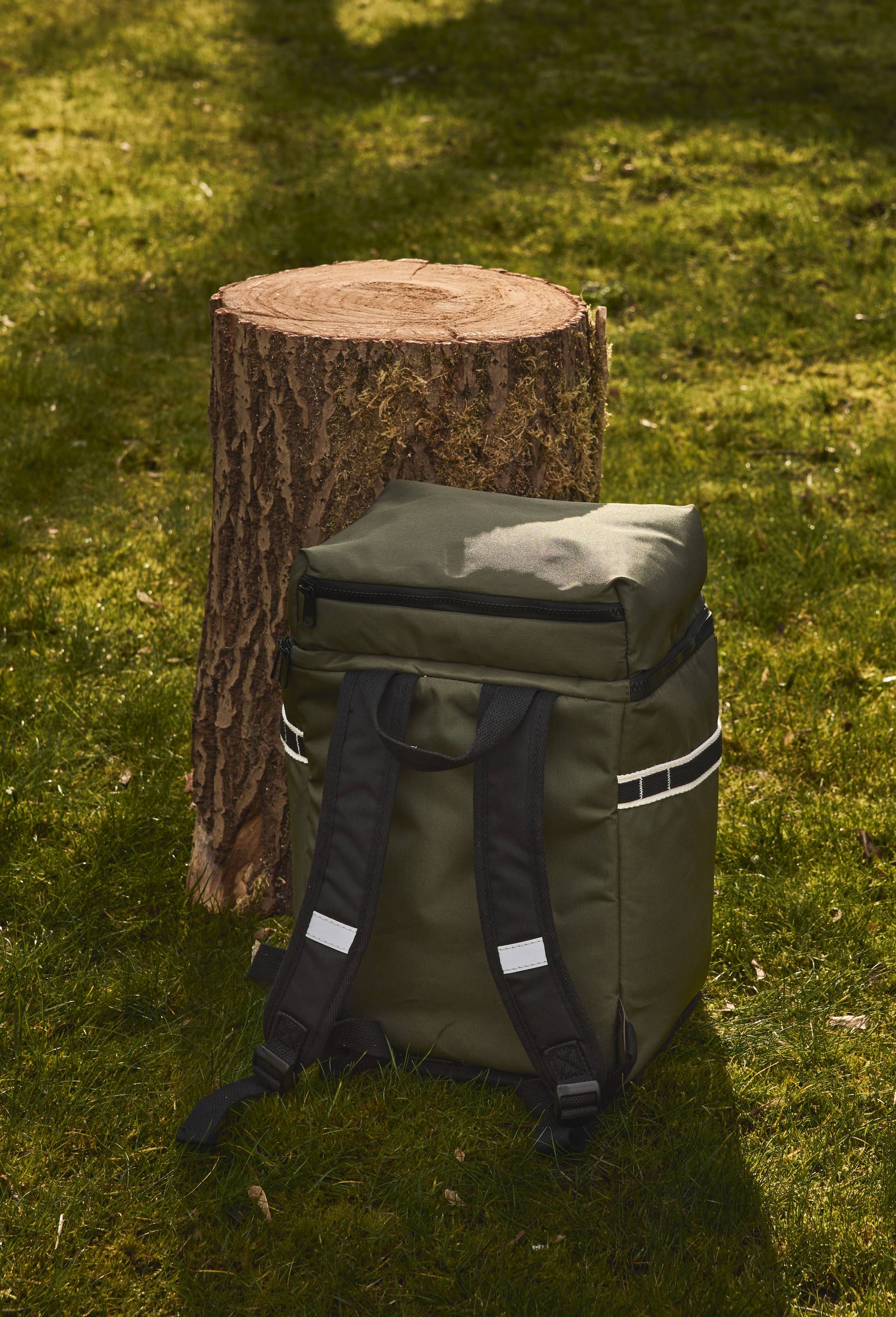 Sac &agrave; dos de randonn&eacute;e, en nylon et polyester, 26x21,5x36CM - 23,6L, Multicolore, large image number 0