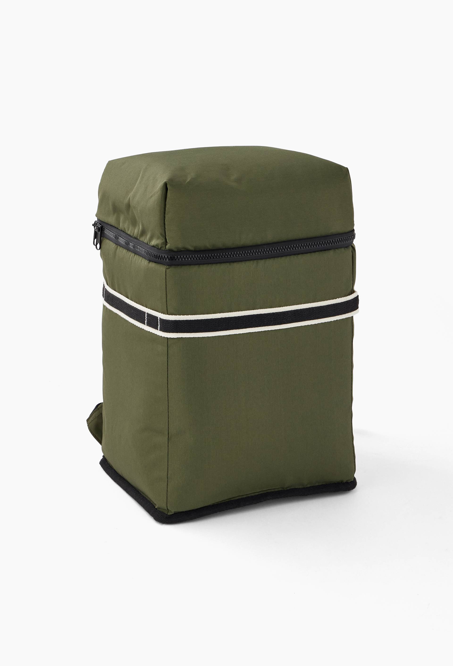 Sac &agrave; dos de randonn&eacute;e, en nylon et polyester, 26x21,5x36CM - 23,6L, Multicolore, large image number 1.0