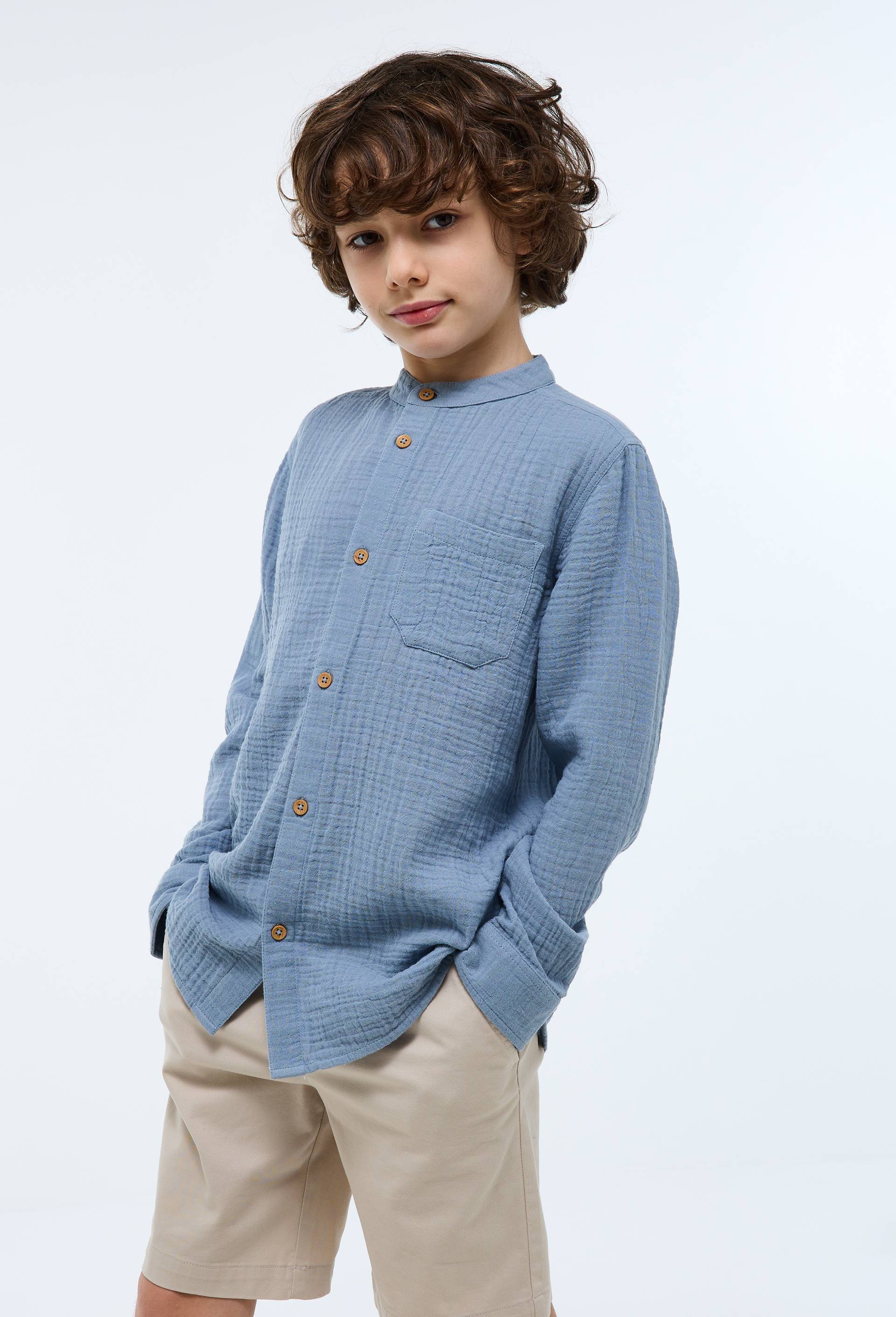 Chemise col mao unie en gaze de coton BIO GOTS, Bleu, swatch image