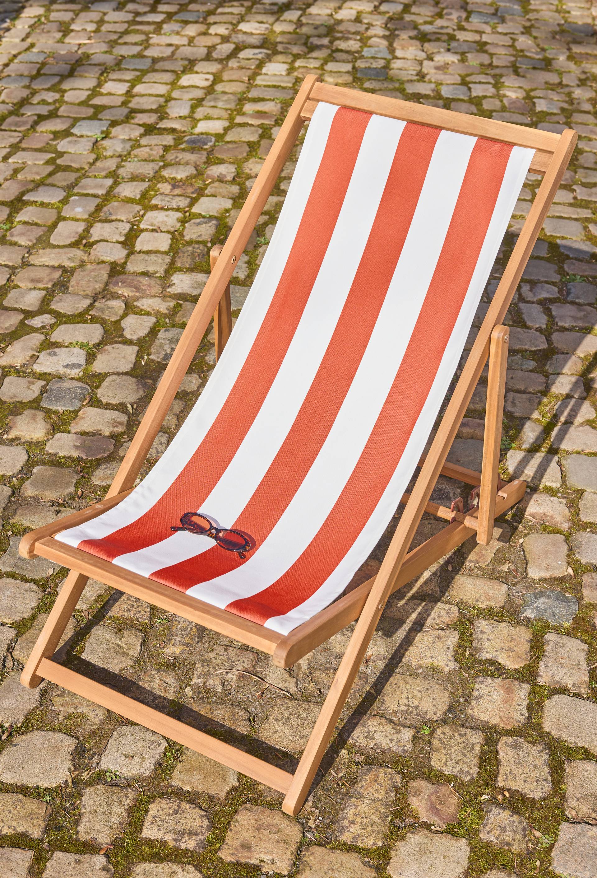 Chilienne, 57,5x97x80cm , en bois d'acacia et polyester, Orange fonc&eacute;, large image number 0.0