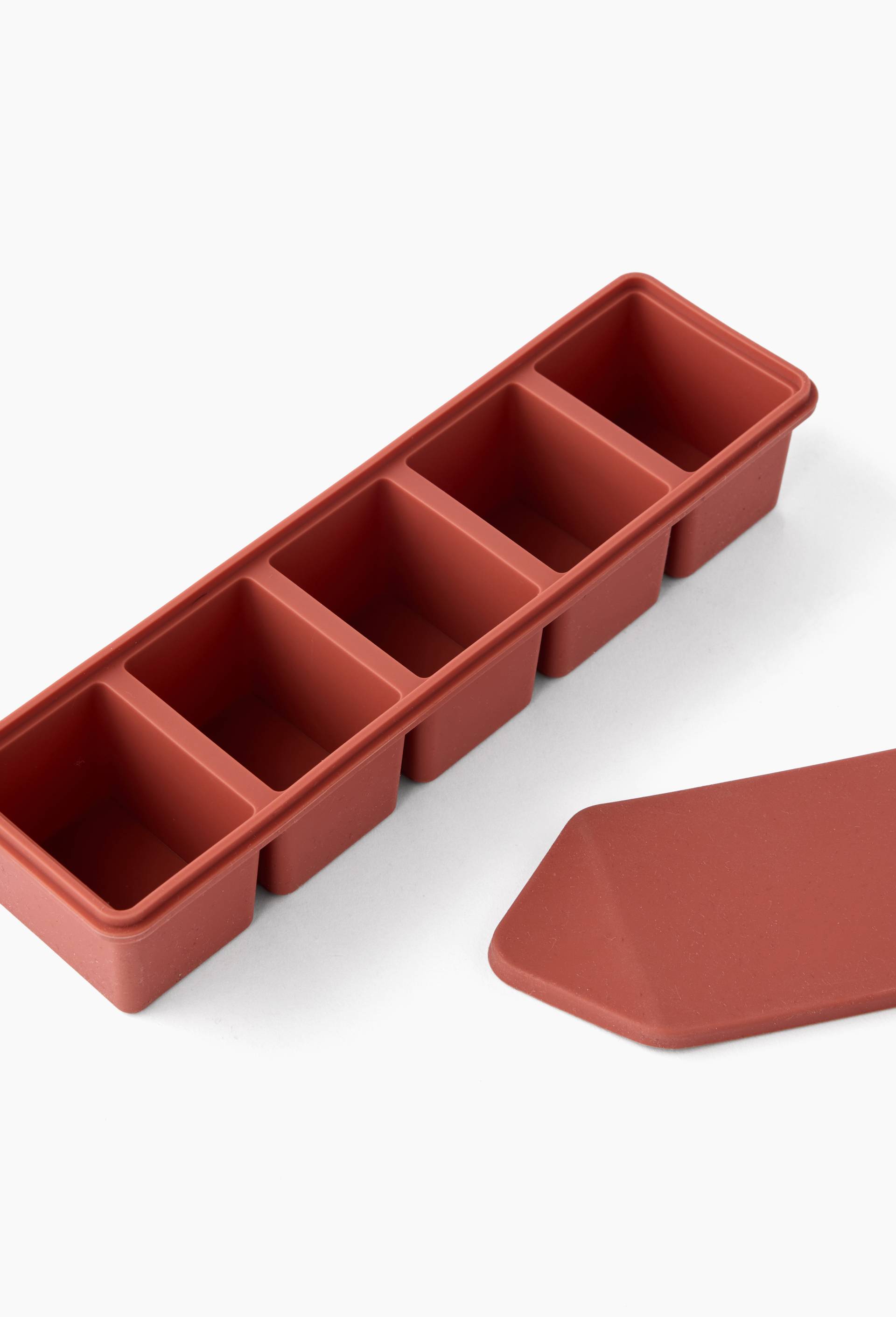 Bac &agrave; gla&ccedil;ons avec couvercle, en silicone, Rouge fonc&eacute;, large image number 1.0