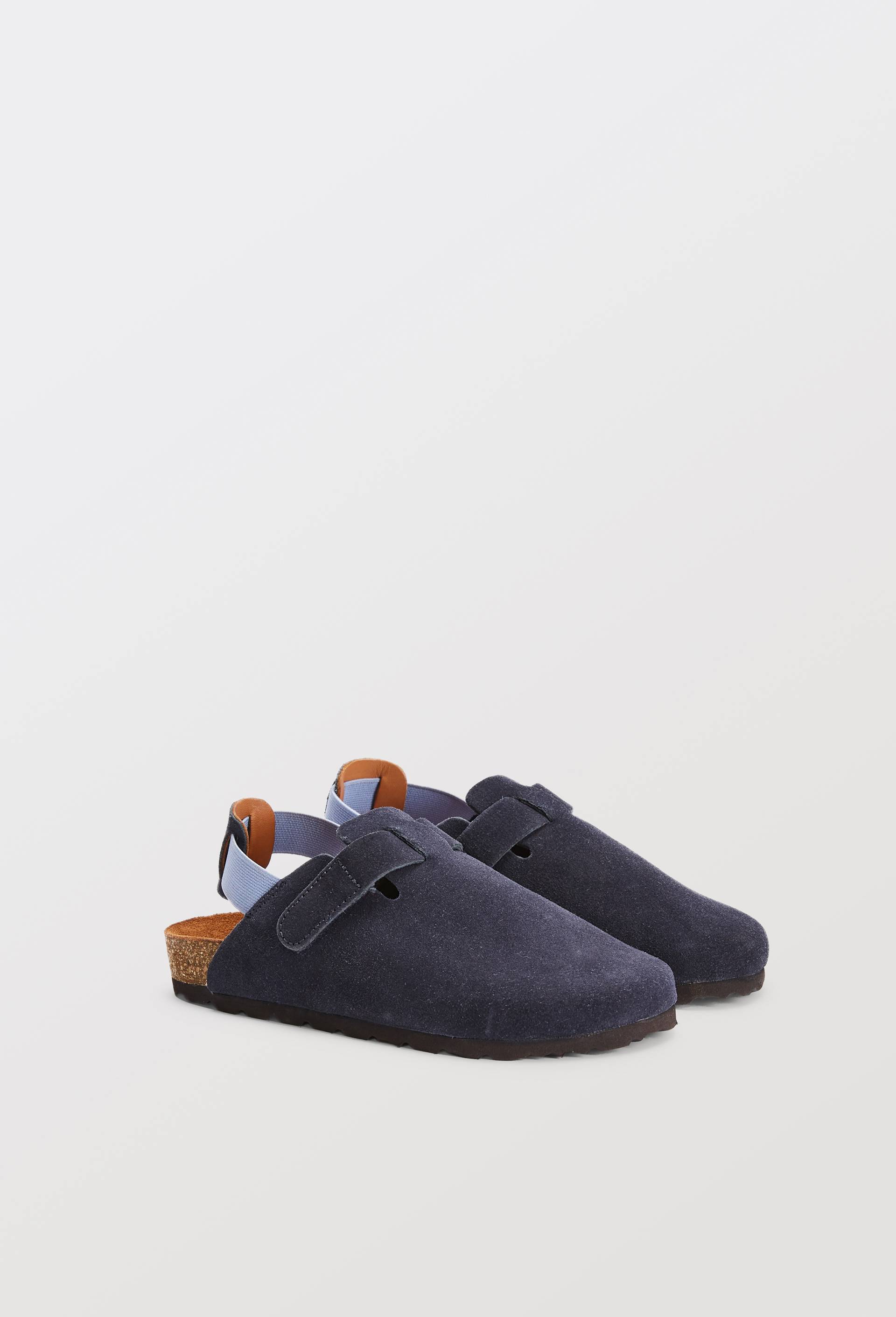 Sabots en cuir, Bleu fonc&eacute;, swatch image