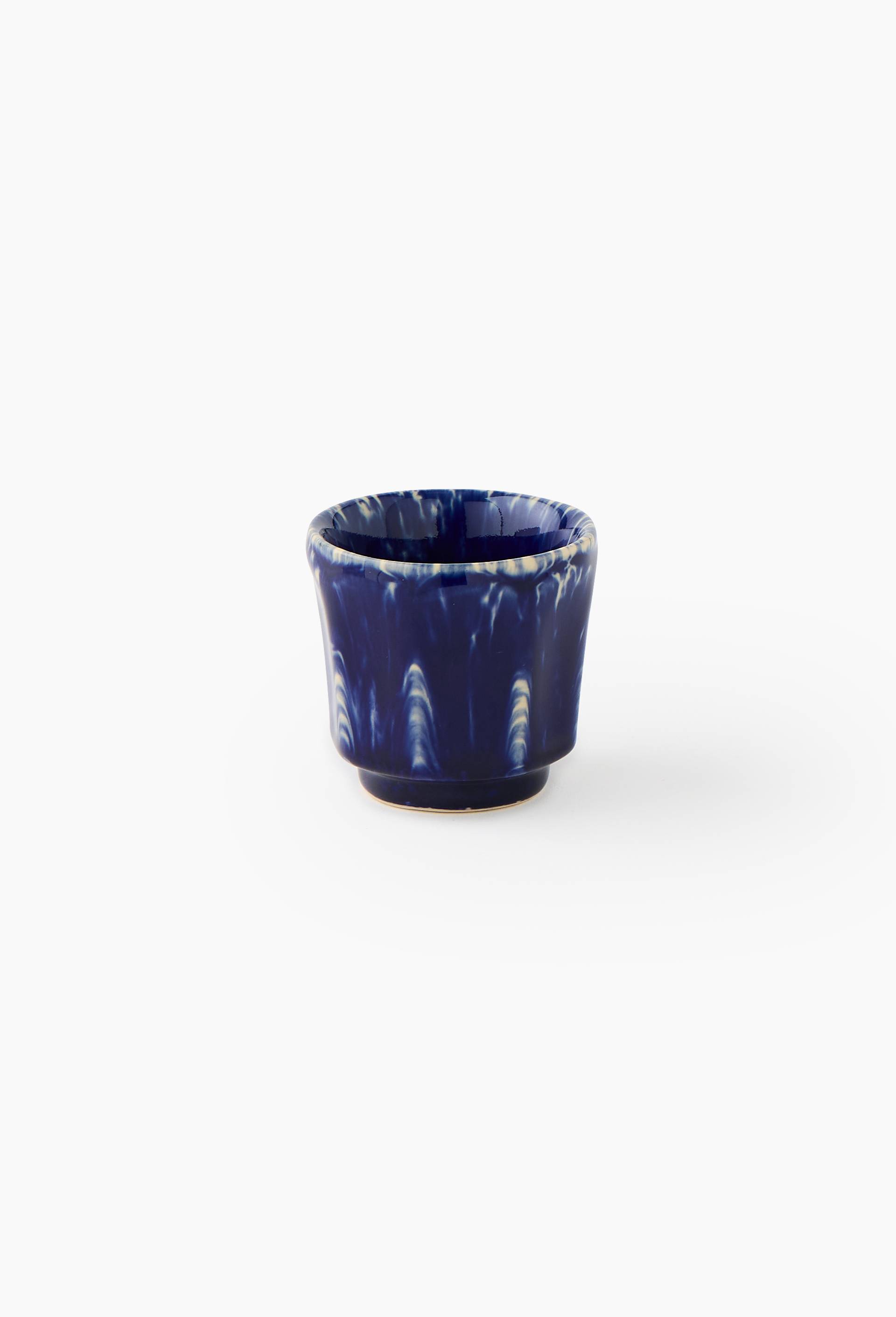 Tasse &agrave; caf&eacute; &agrave; effet mouchet&eacute; bleu, 6 cm, en c&eacute;ramique - ATELIER DENIM, Bleu fonc&eacute;, large image number 0