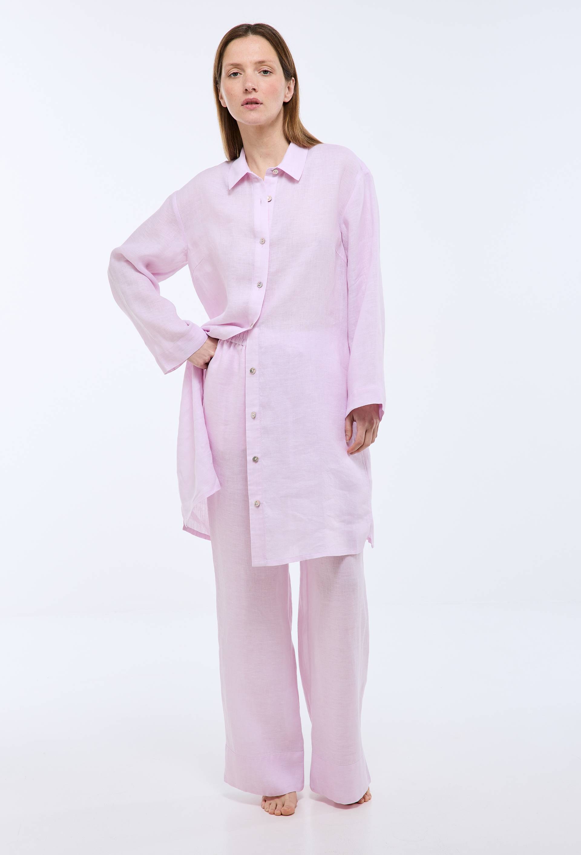 Chemise de nuit manches longues en lin, Rose clair, swatch image