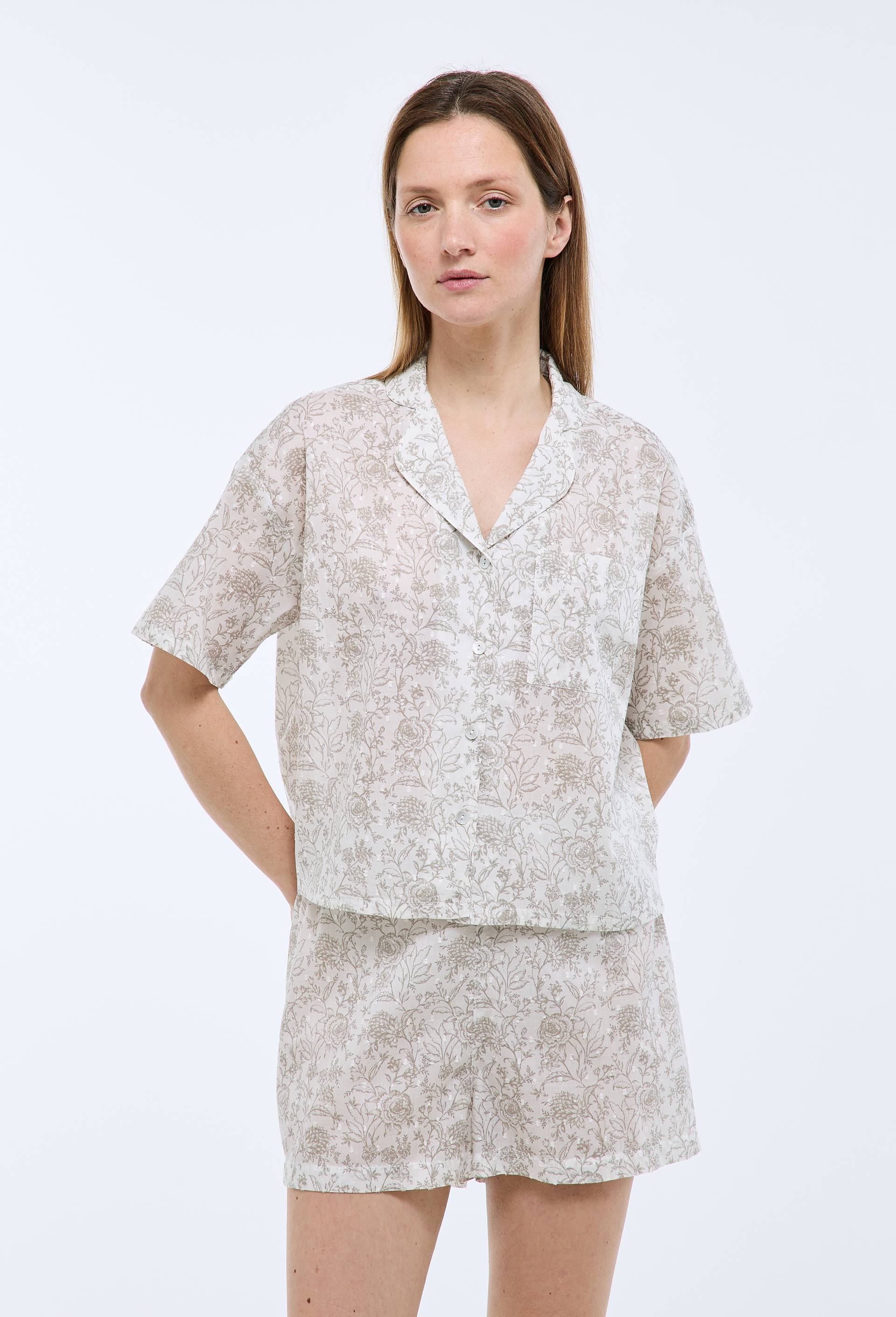 Pyjashort imprim&eacute; toile de Jouy en plumetis de coton BIO, Gris, large image number 0