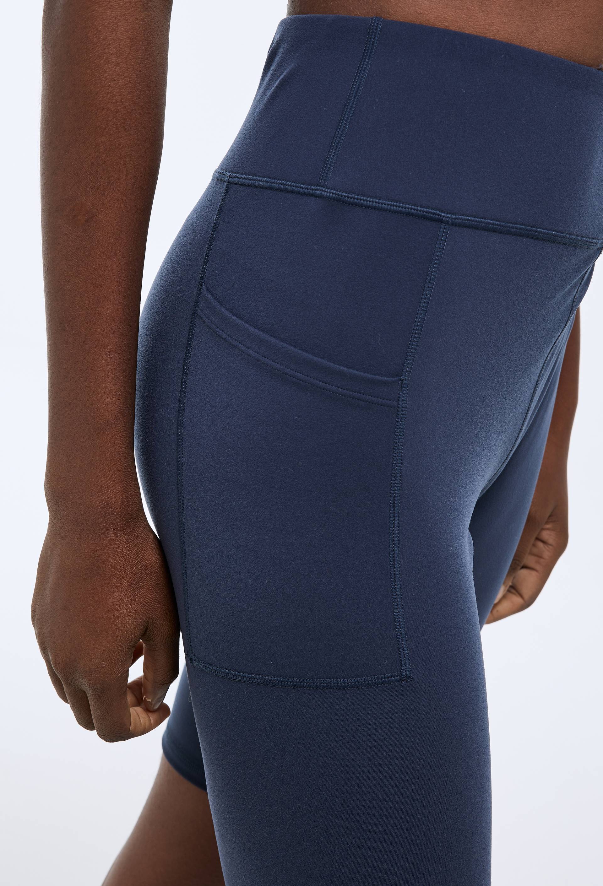 Short cycliste uni, Bleu fonc&eacute;, large image number 1