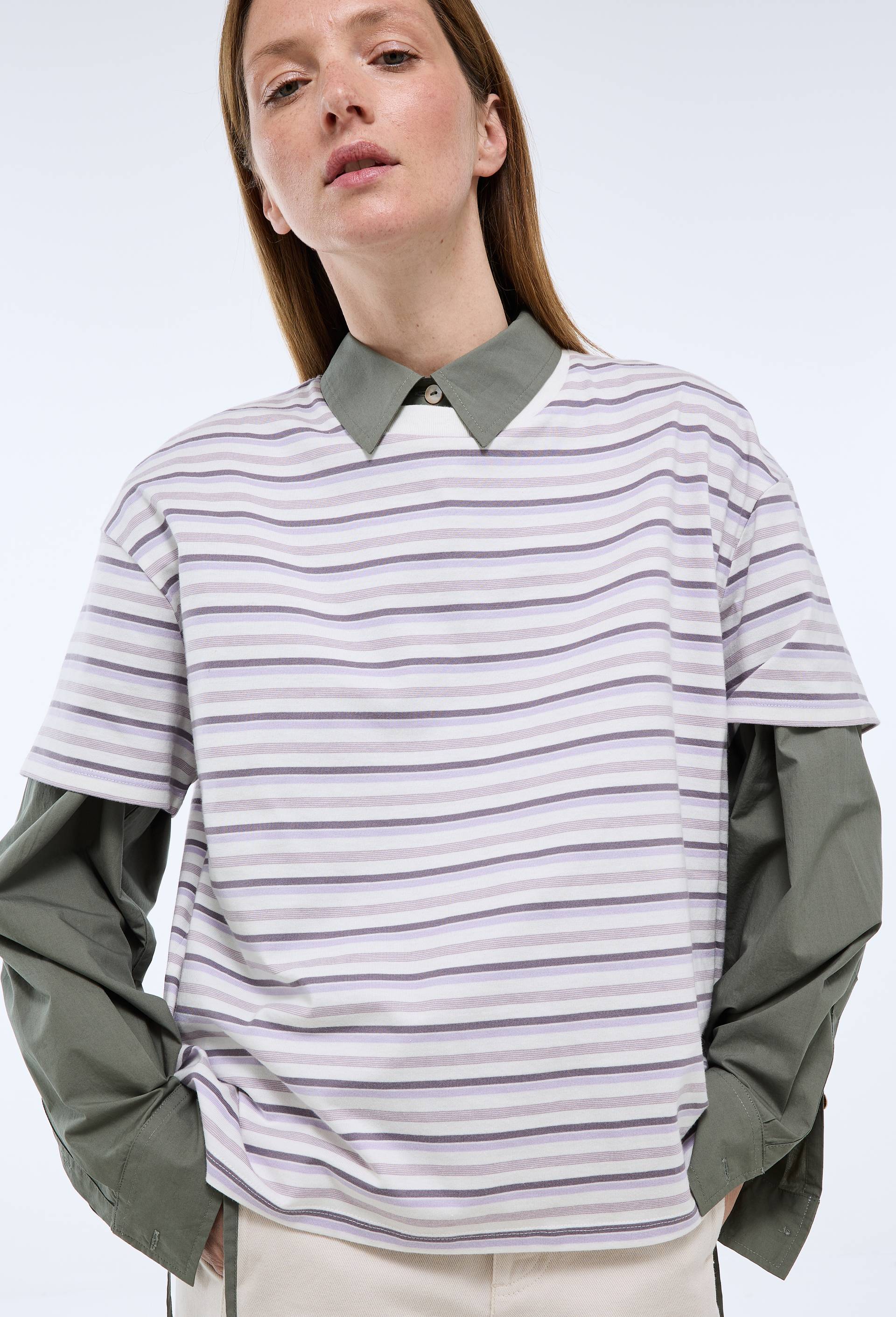T-shirt &agrave; manches courtes ray&eacute; en coton BIO GOTS, Violet clair, large image number 4