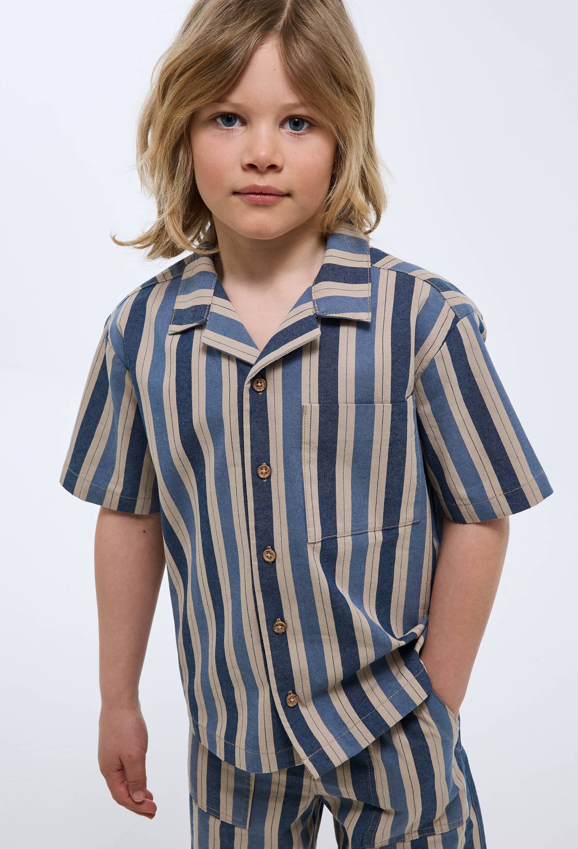 Chemise manches courtes ray&eacute;e en coton BIO GOTS, Bleu fonc&eacute;, large image number 0
