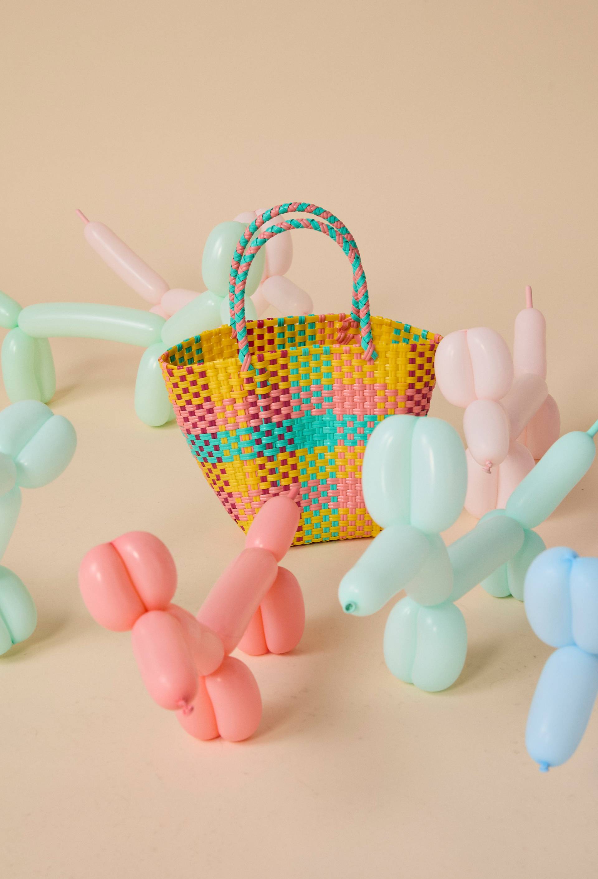 Panier en plastique tress&eacute;, Multicolore, large image number 0.0