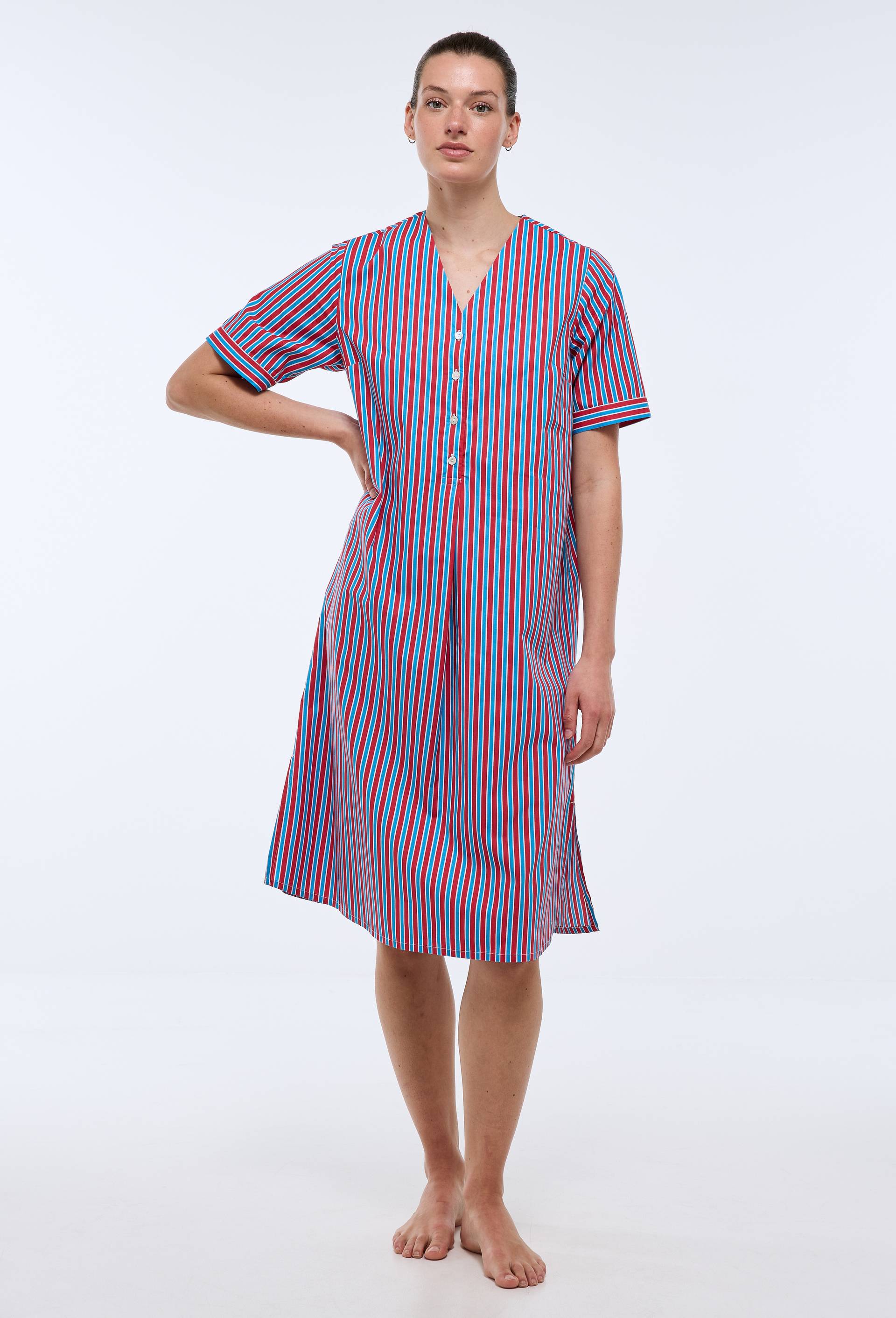 Chemise de nuit longue ray&eacute;e en coton bio GOTS, Rouge, large image number 0