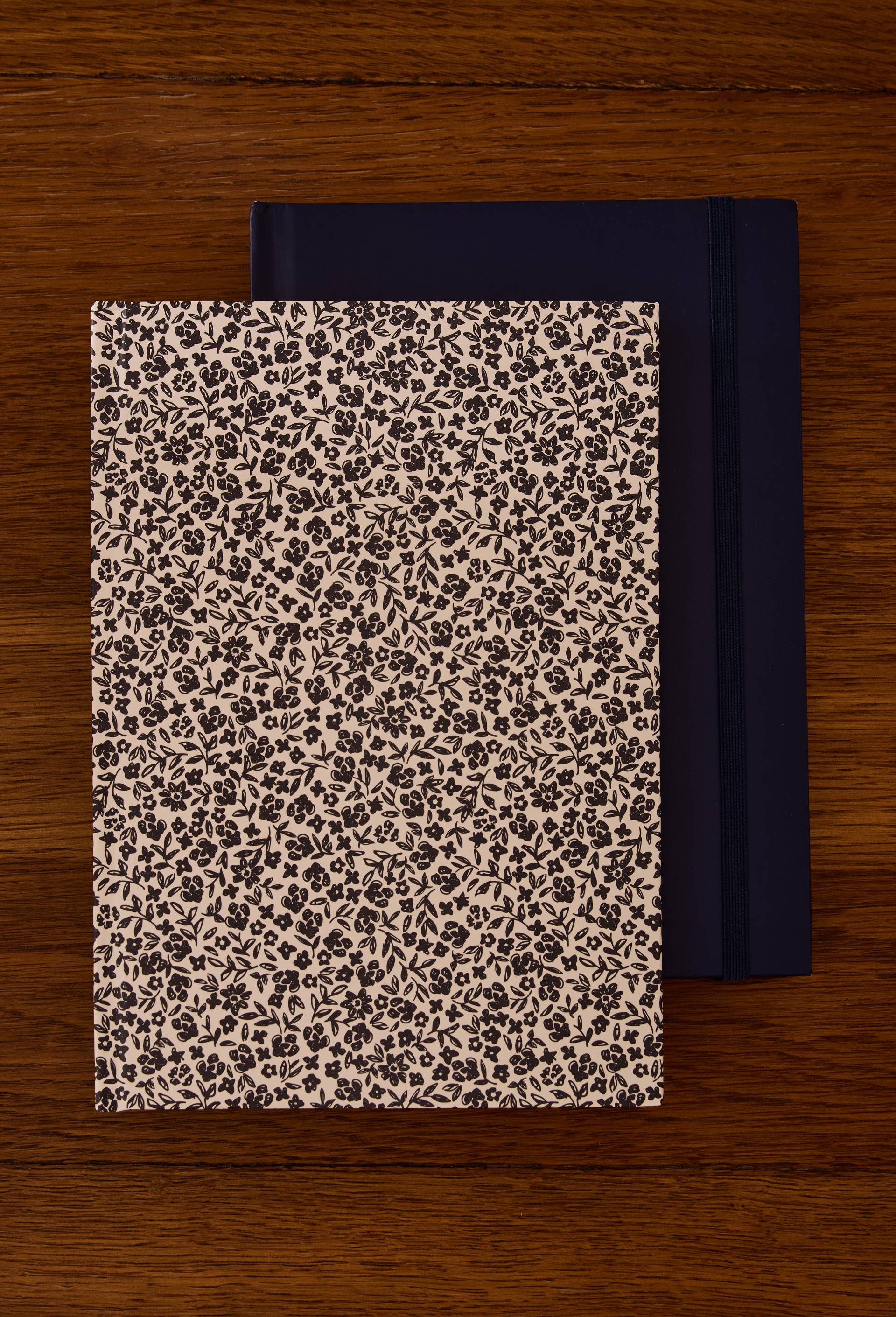 Carnet A5, 48 pages, Bleu fonc&eacute;, large image number 3.0