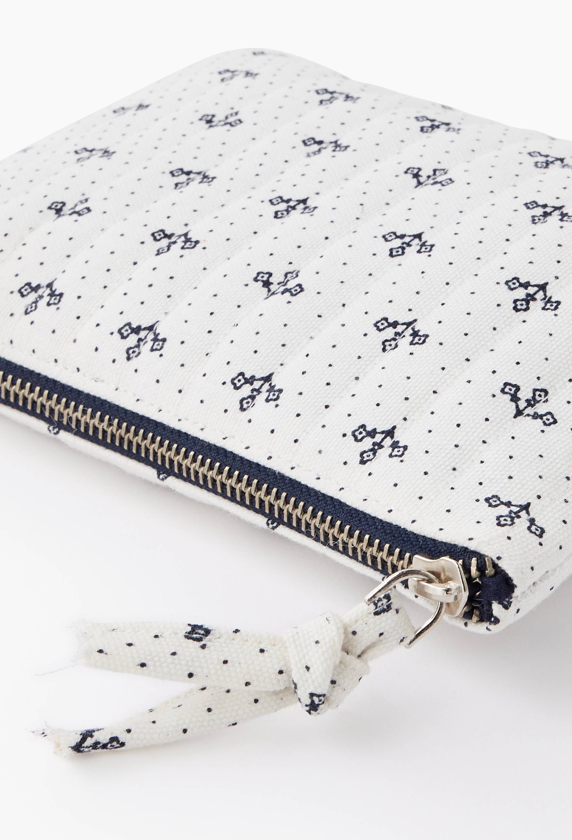 Trousse A5 quilt&eacute;e, Ecru, large image number 1