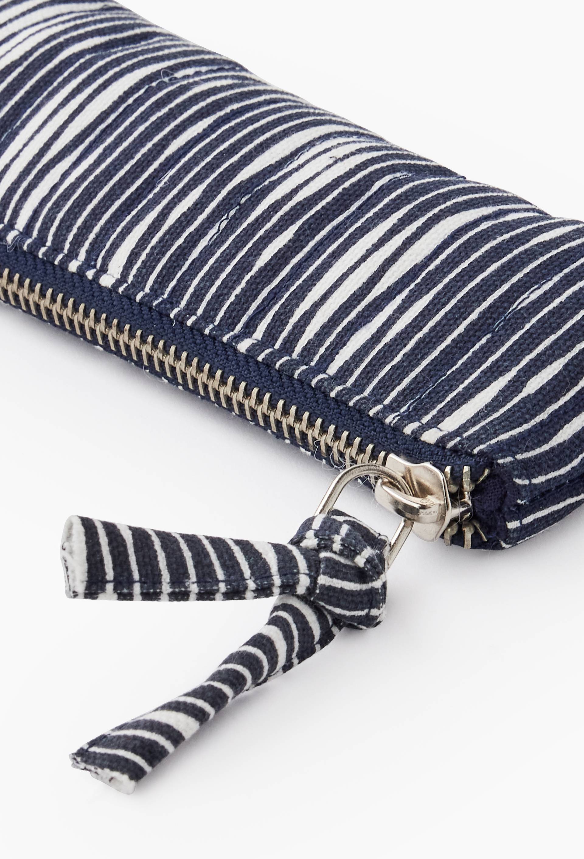 Trousse longue quilt&eacute;e, Bleu fonc&eacute;, large image number 1