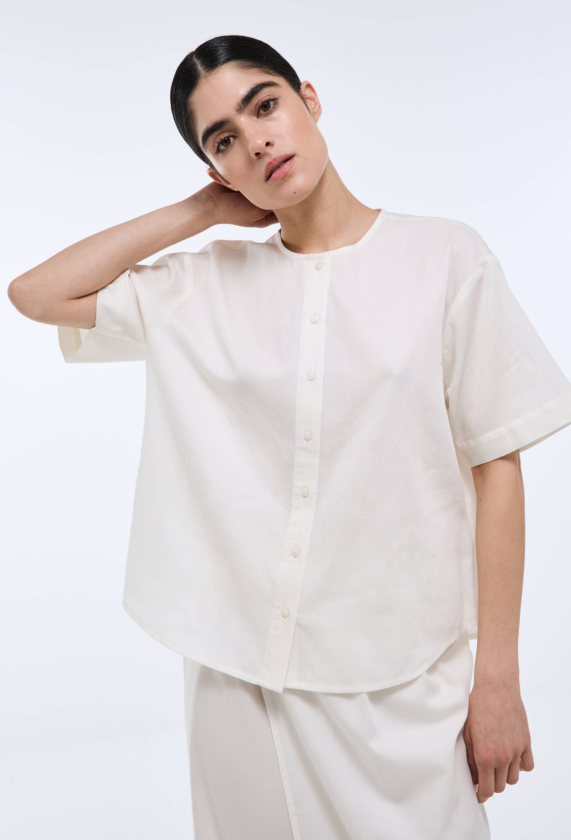 Chemise unie en satin de coton bio GOTS, Ecru, large image number 0