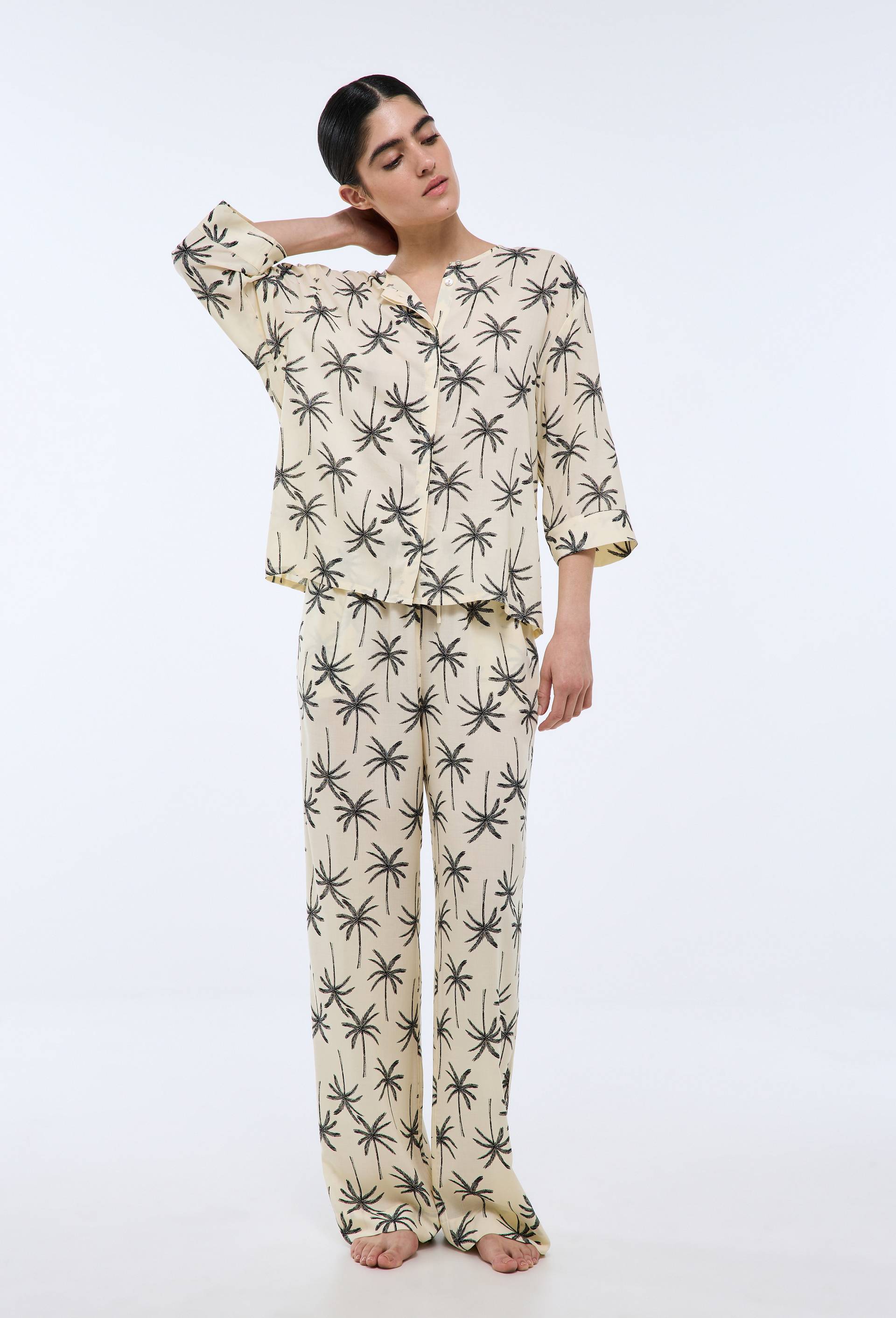 Pyjama long en viscose imprim&eacute;e, Ecru, large image number 0