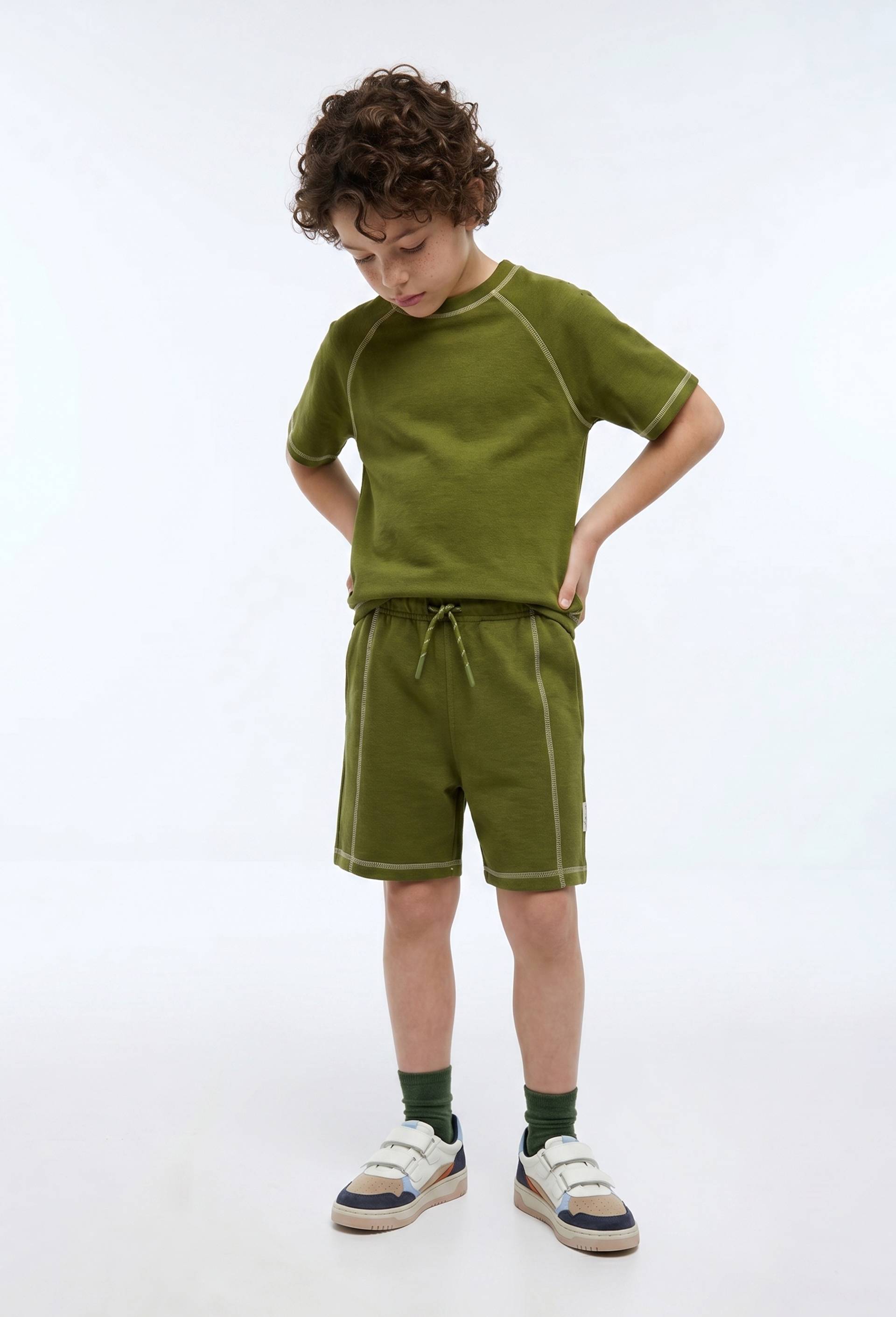 Bermuda &eacute;lastiqu&eacute; en molleton uni en coton BIO GOTS, Vert, swatch image