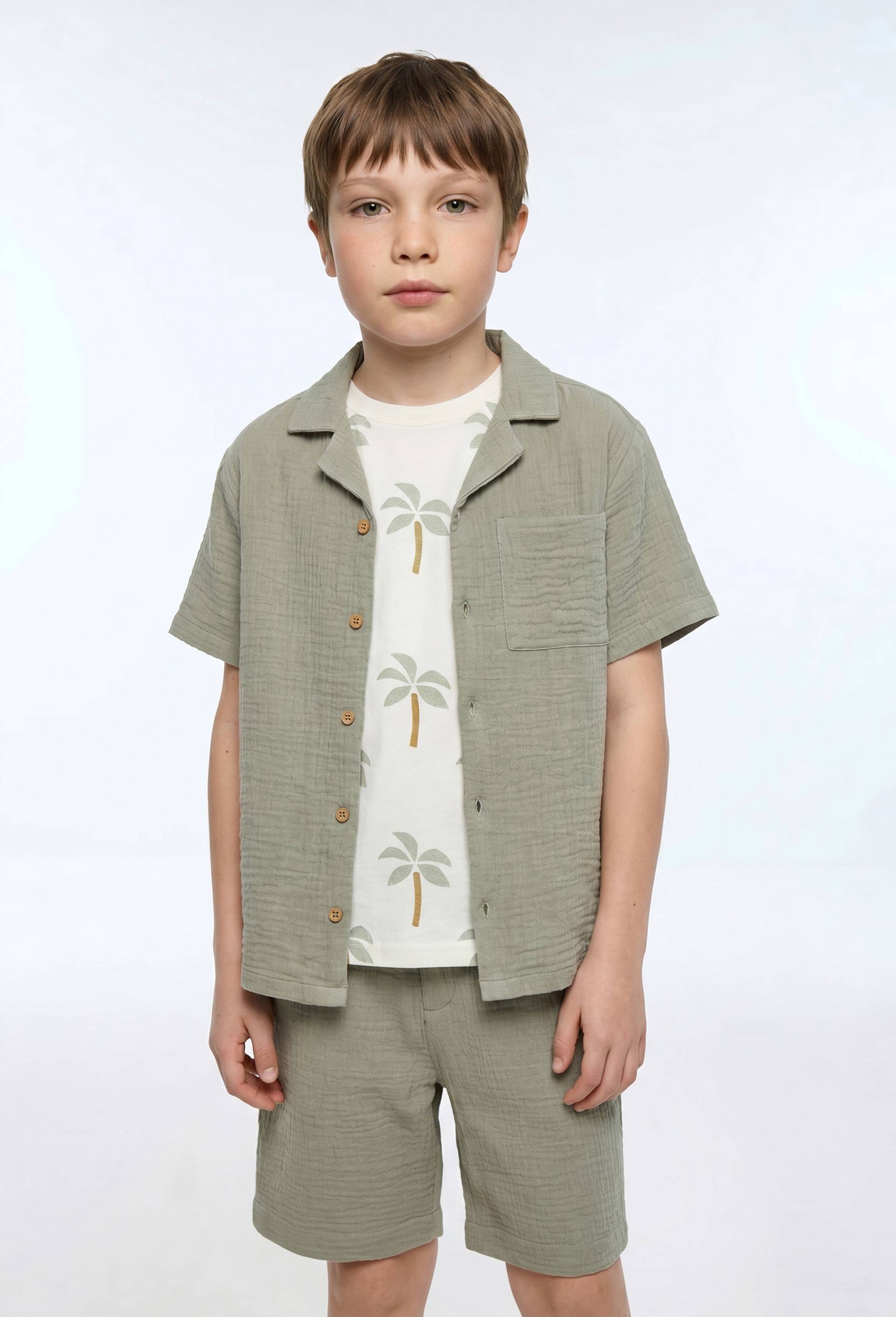 Chemise manches courtes unie en gaze de coton BIO GOTS, Vert, large image number 0.0