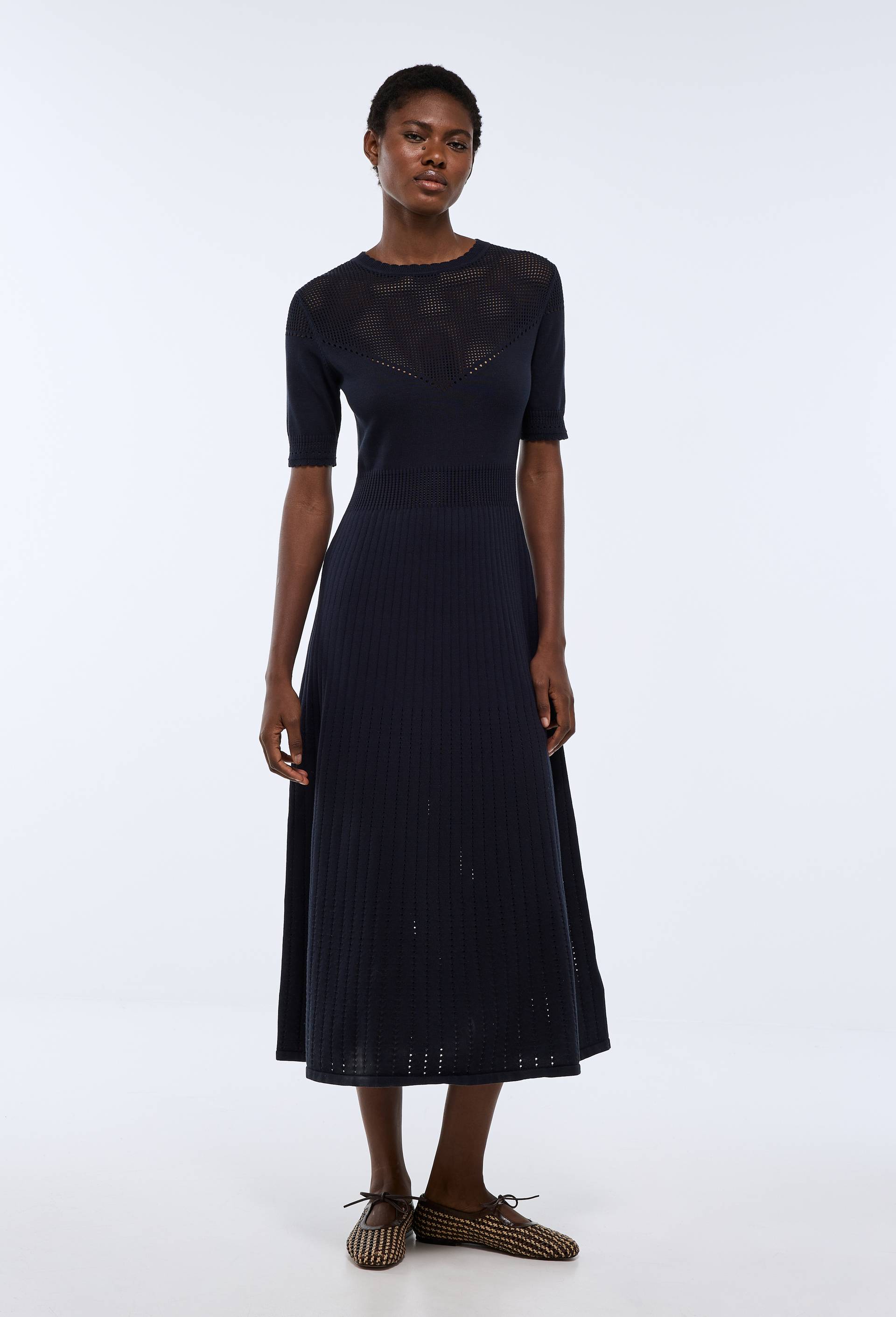 Robe longue en maille ajour&eacute;e, Bleu fonc&eacute;, large image number 0