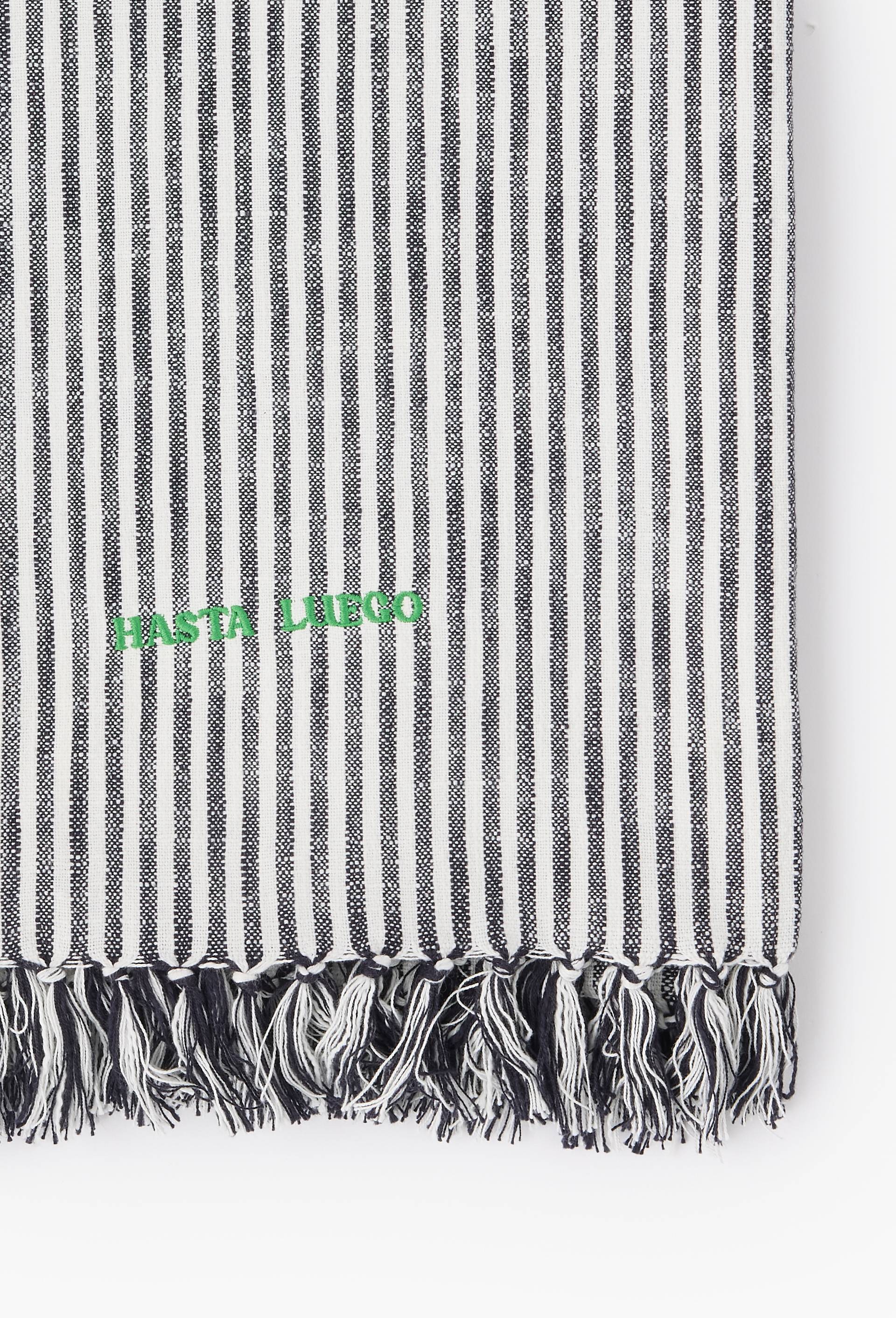 Fouta brod&eacute;e, 100x180cm, 100% coton BIO, Noir, large image number 1