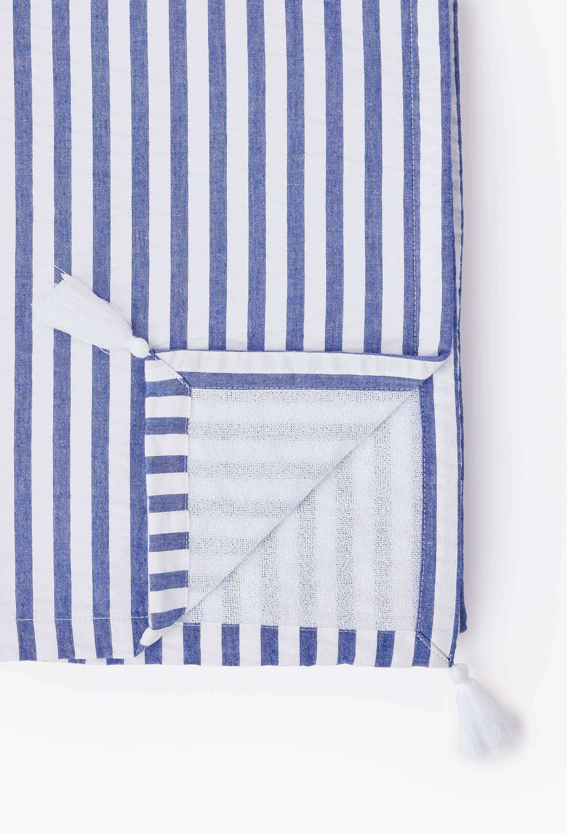 Fouta doubl&eacute;e imprim&eacute;, 100x180cm. Ext&eacute;rieur en coton issu de l'agriculture biologique, doublure en &eacute;ponge, Bleu, large image number 1