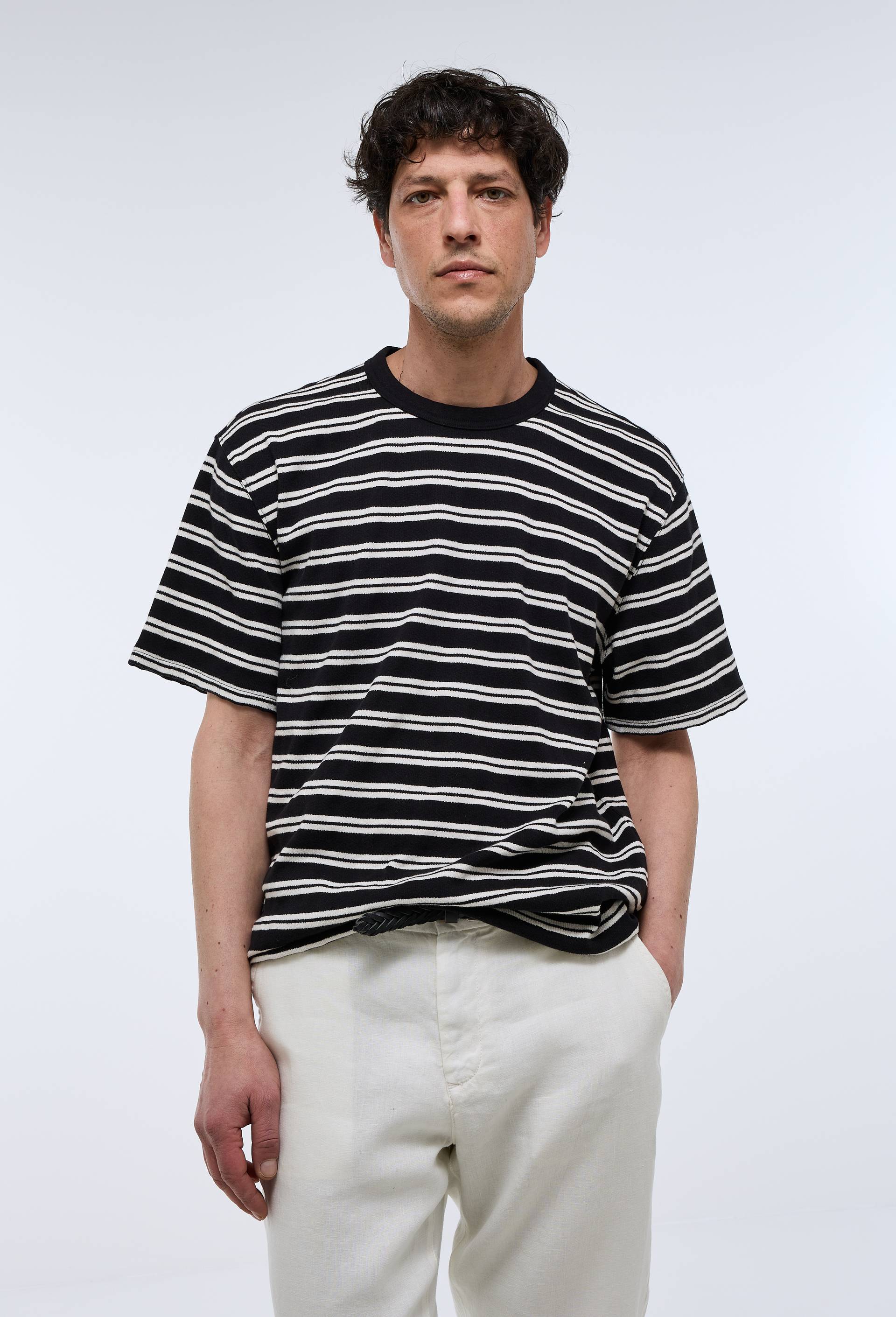 T-shirt manches courtes ray&eacute;s en coton bio GOTS, Noir, large image number 1