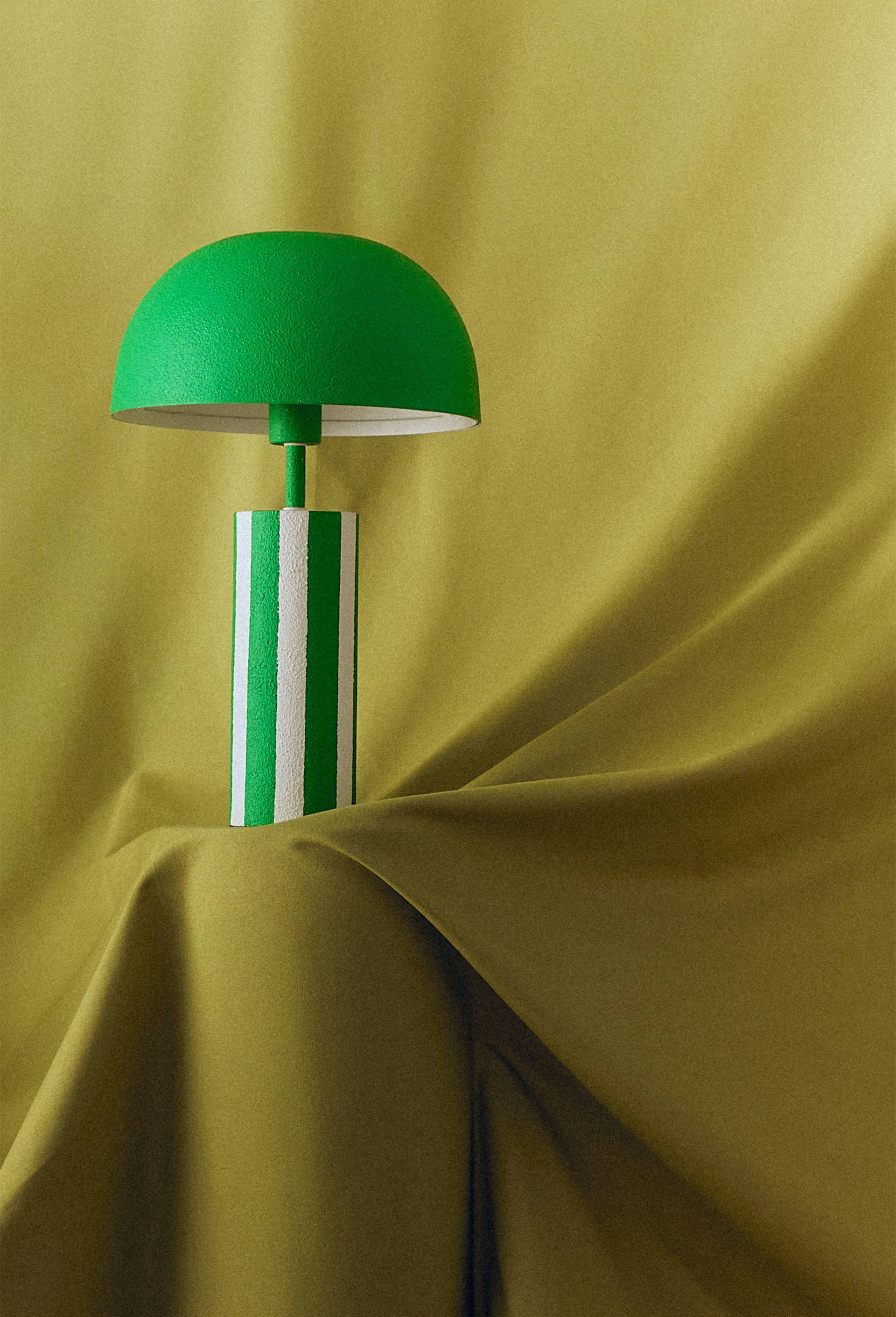 EXCLU WEB - Lampe de table, 30x50cm, en m&eacute;tal - BEN ARPEA x MONOPRIX, Vert, large image number 0