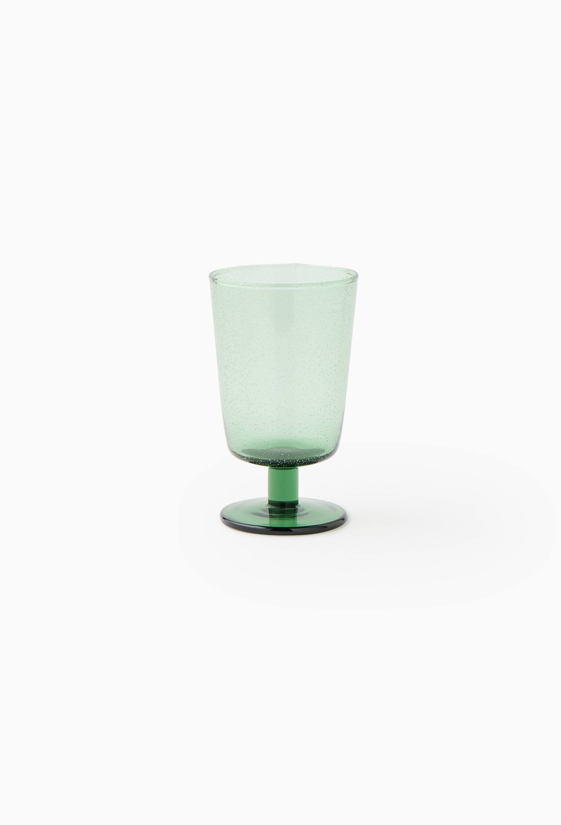 Verre &agrave; pied finition bull&eacute;e, 35cl, Vert, large image number 1