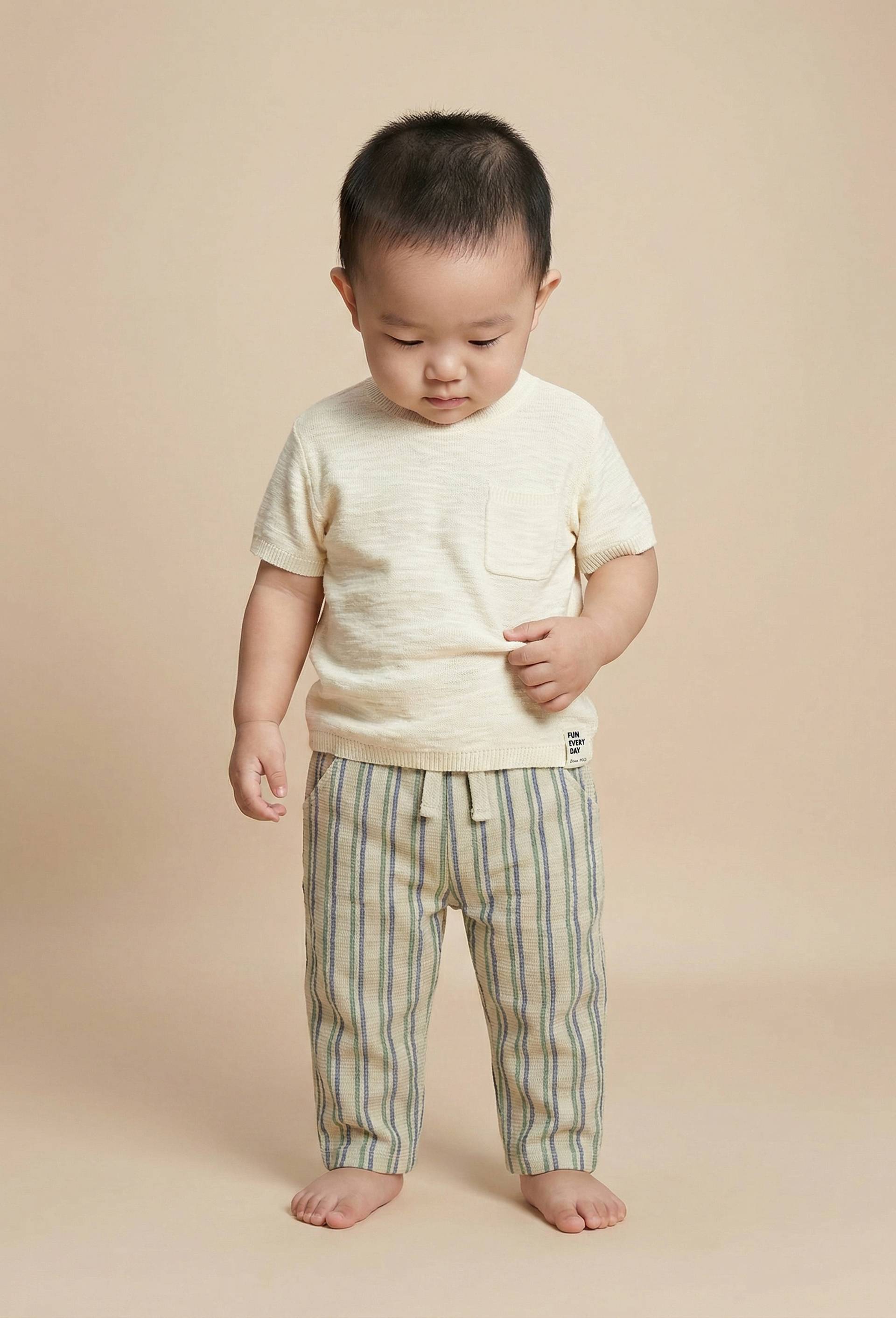 T-shirt manches courtes en tricot uni en coton, Beige clair, swatch image
