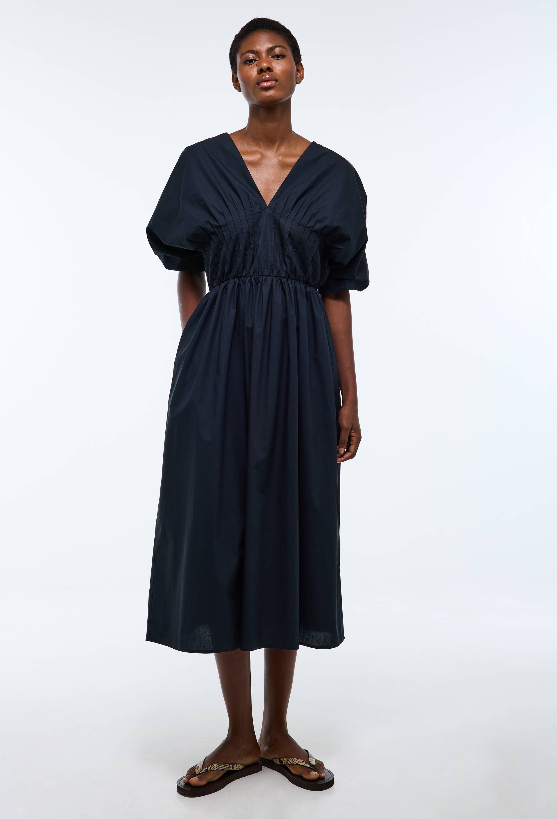 Robe midi smock&eacute;e en coton BIO GOTS, Noir, swatch image