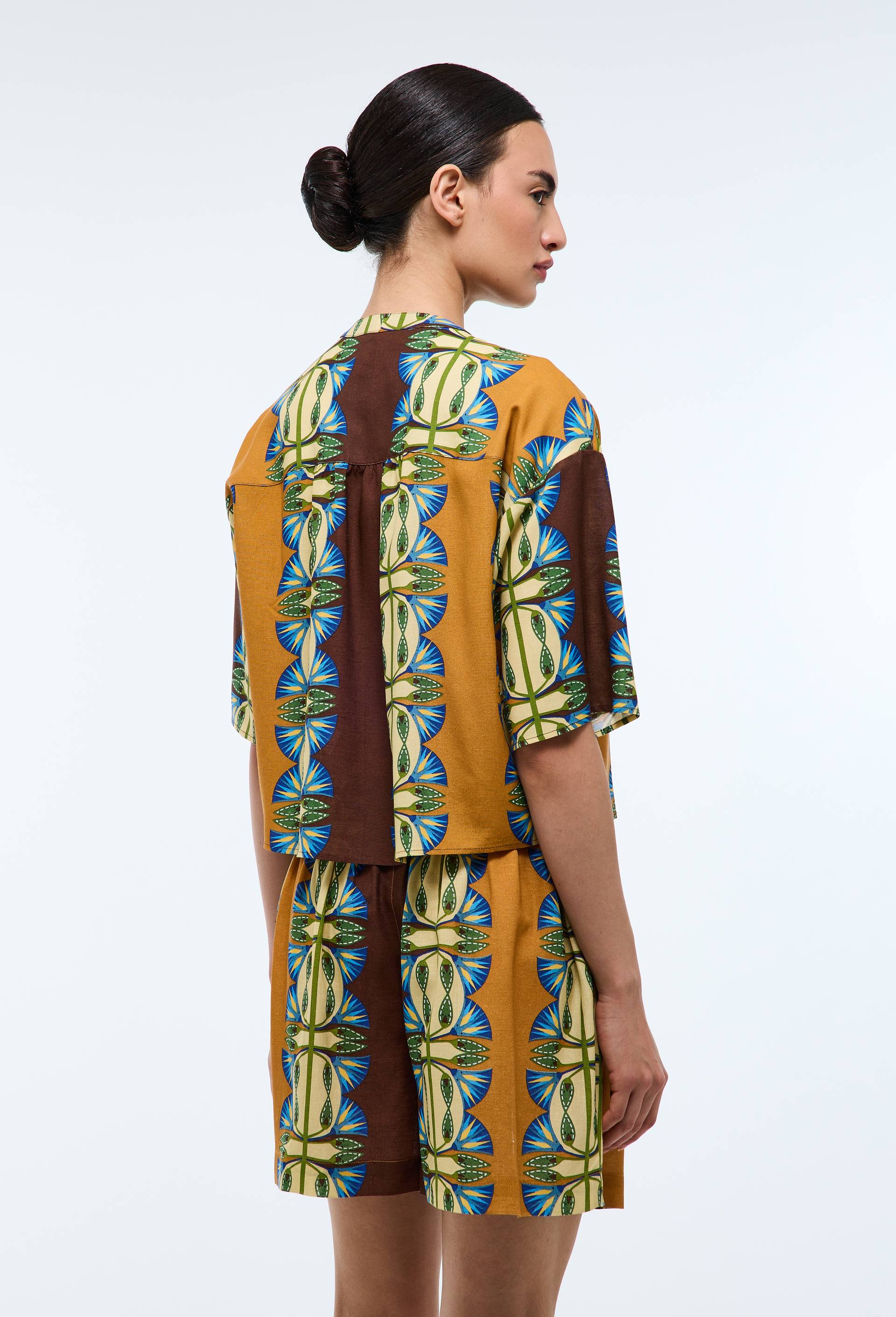 Short imprim&eacute; contenant du lin - LOUIS BARTHELEMY x MONOPRIX, Brun, large image number 1