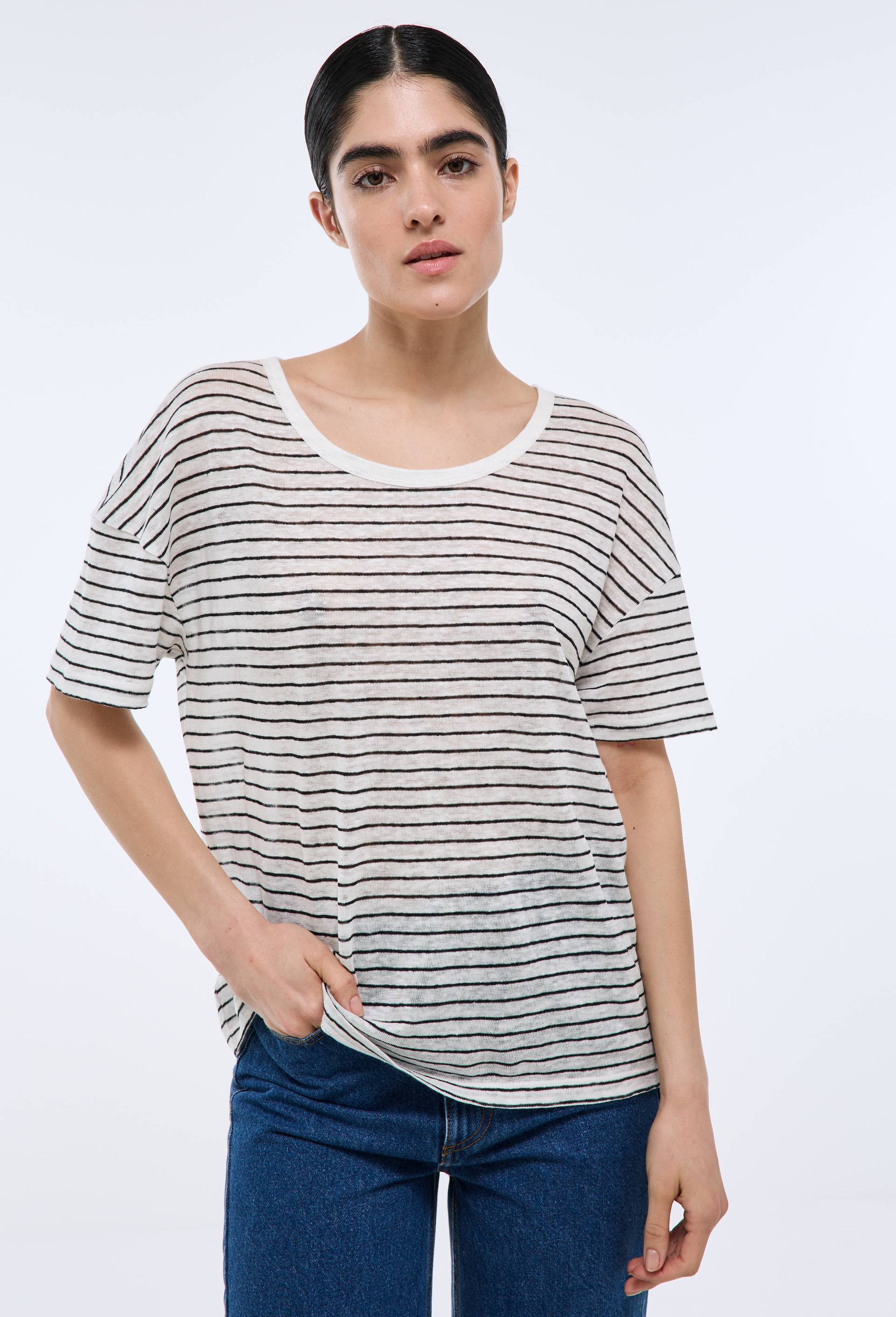 T-shirt col rond ray&eacute; en lin, Ecru, large image number 0.0
