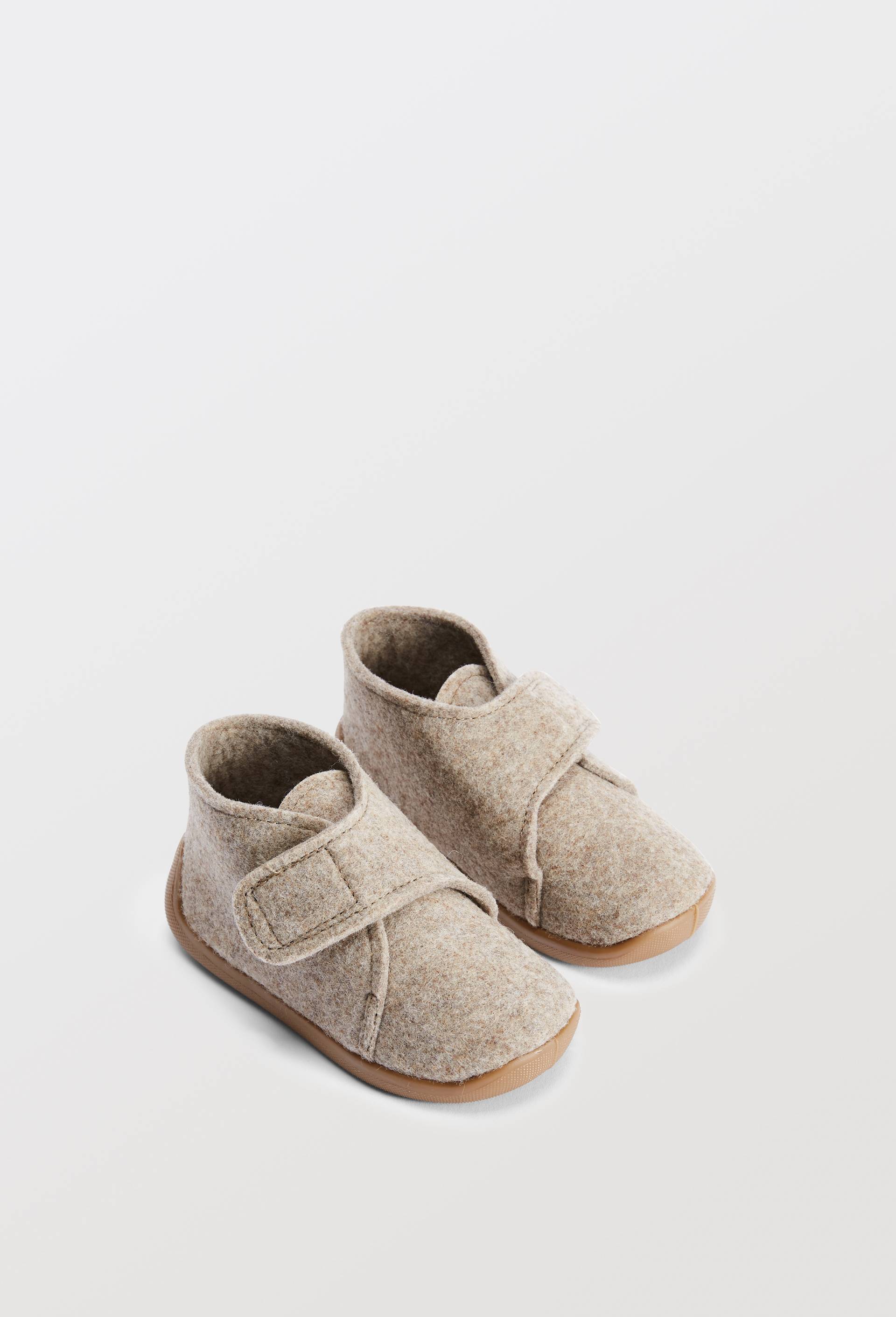 Chaussons b&eacute;b&eacute; en feutrine, Beige fonc&eacute;, large image number 0.0