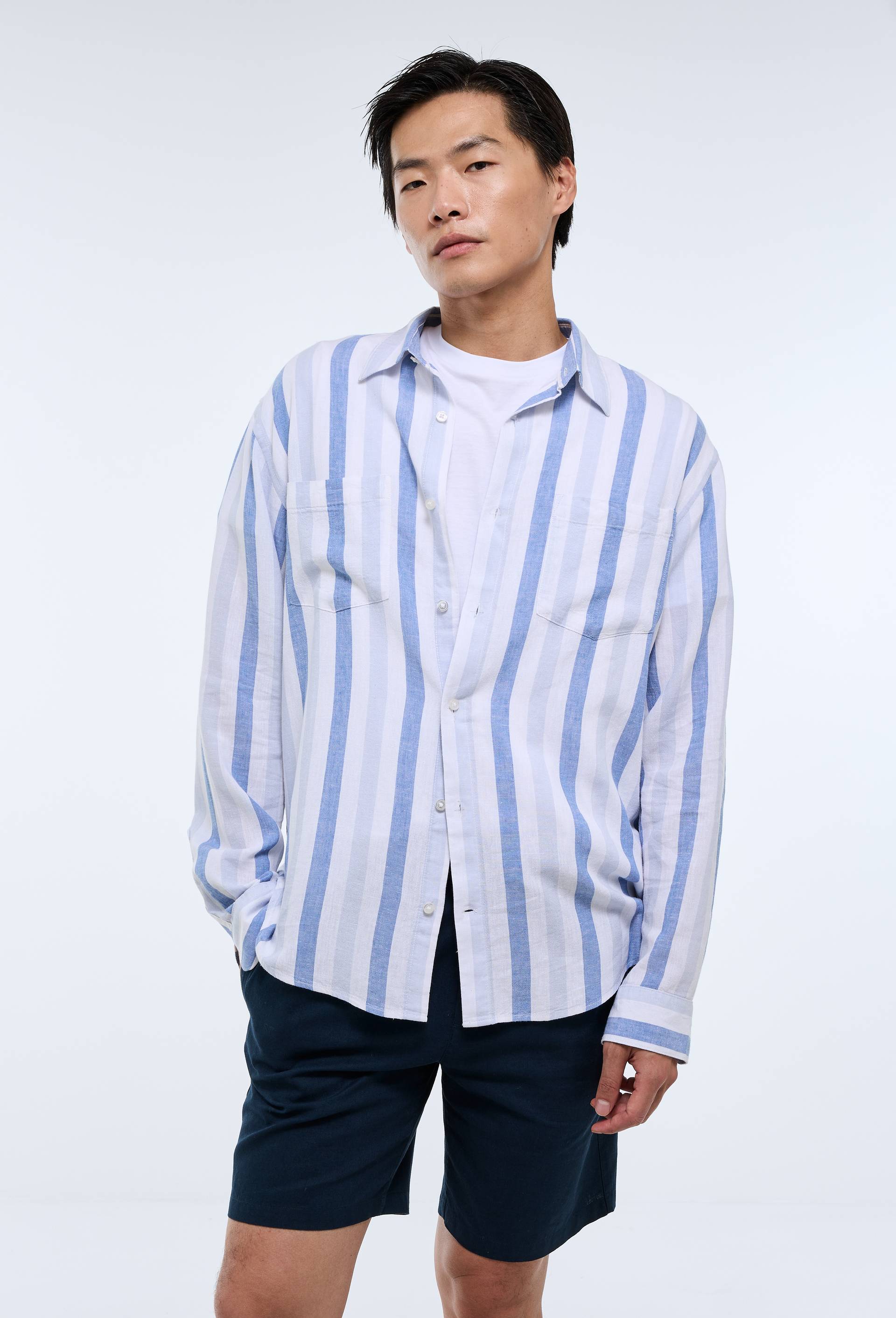 Chemise manches longues ray&eacute;e en m&eacute;lange lin, Bleu, large image number 0.0