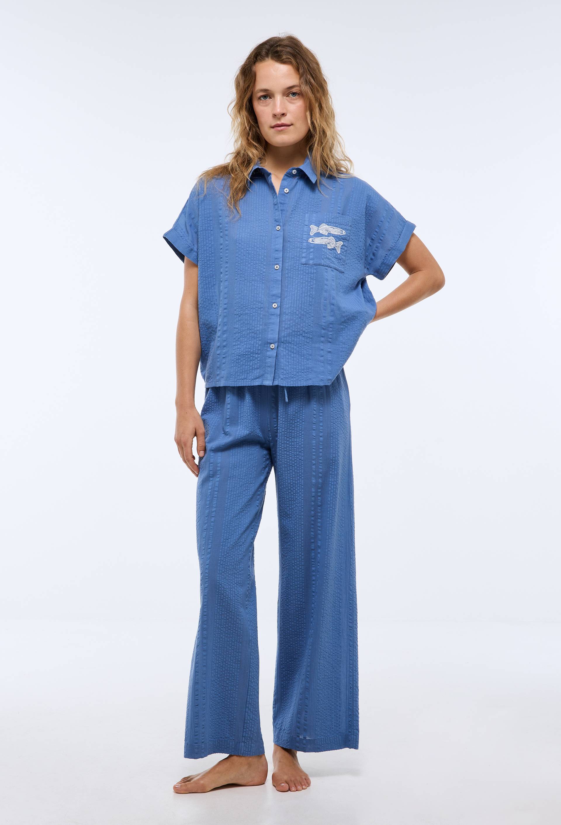 Pyjama long uni en coton avec broderie sardine, Bleu, large image number 0.0